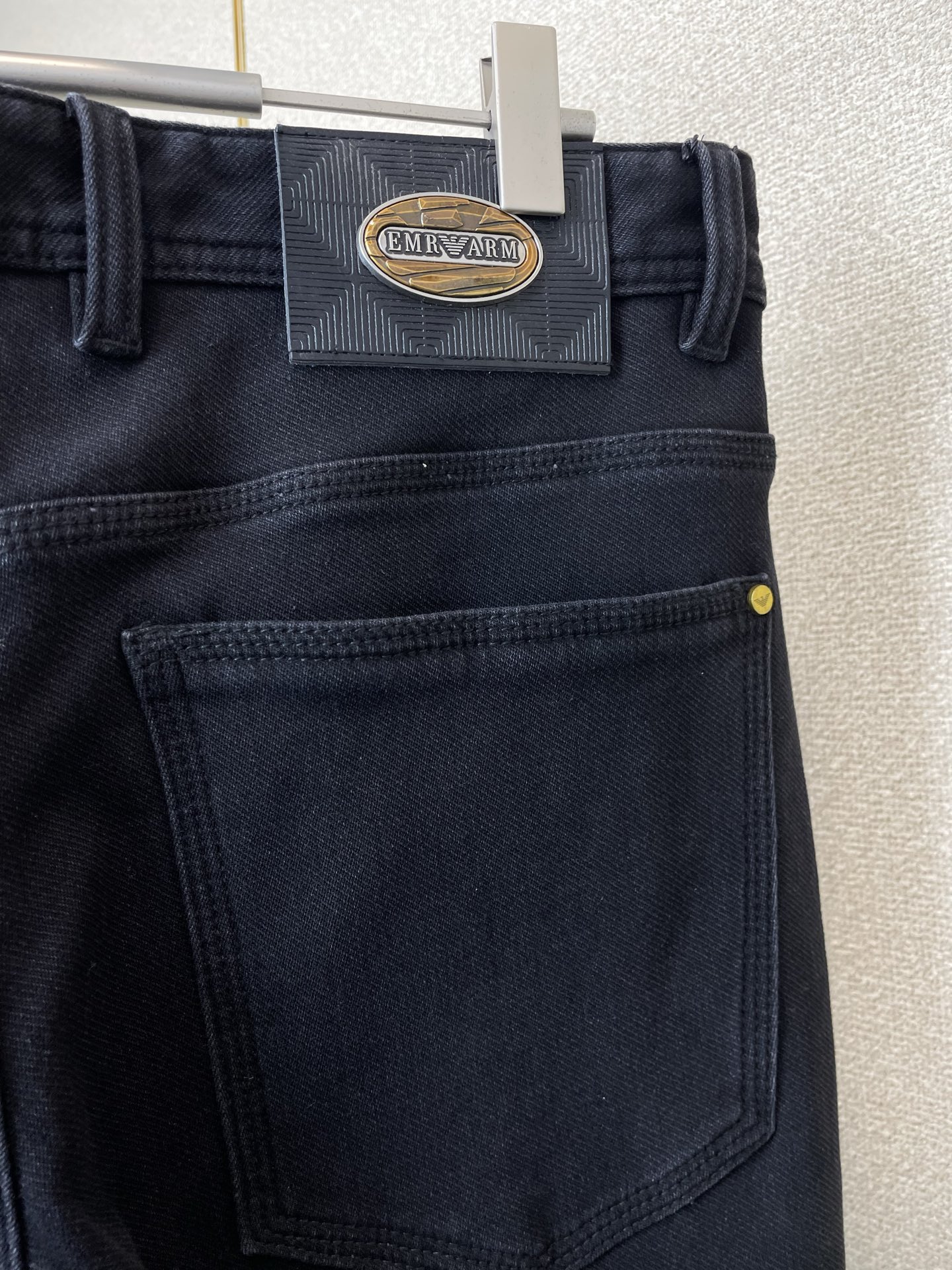 。ARMANI阿玛尼💥砸锅卖铁都要上的新款！新款休闲牛仔裤👖高端版本 专柜定制面料 内里加绒面料 透气舒