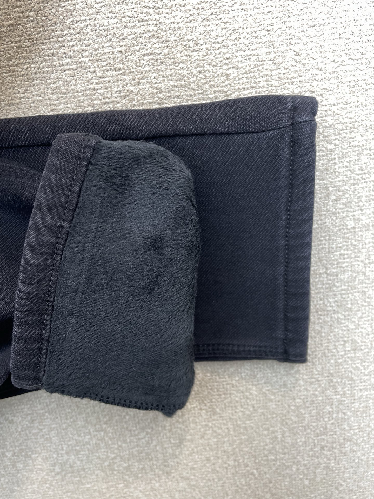 。ARMANI阿玛尼💥砸锅卖铁都要上的新款！新款休闲牛仔裤👖高端版本 专柜定制面料 内里加绒面料 透气舒