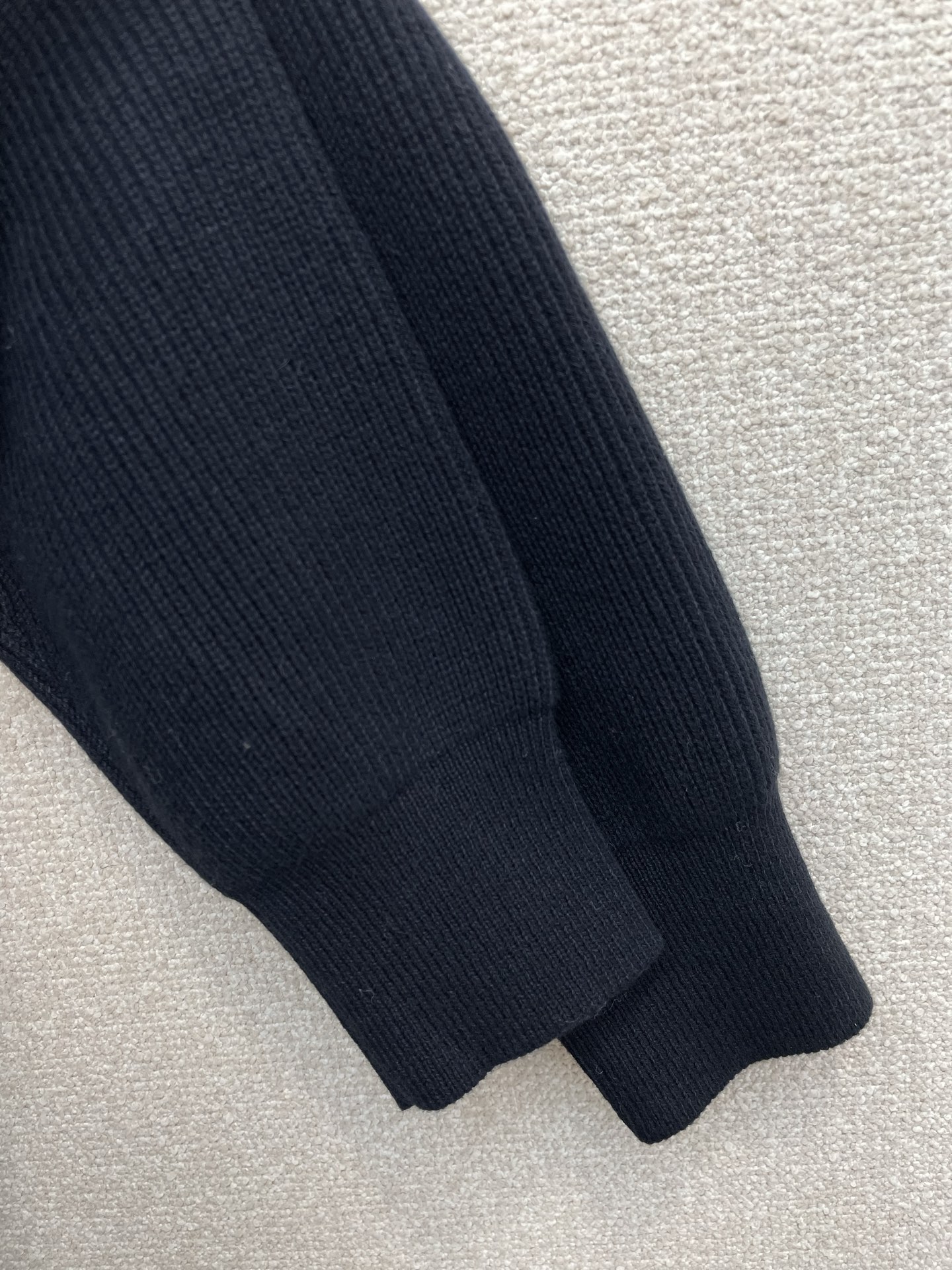 。BC-Brunello Cucinali布鲁内洛·库奇内利💥砸锅卖铁都要上的新款！新款原单男士休闲毛衣