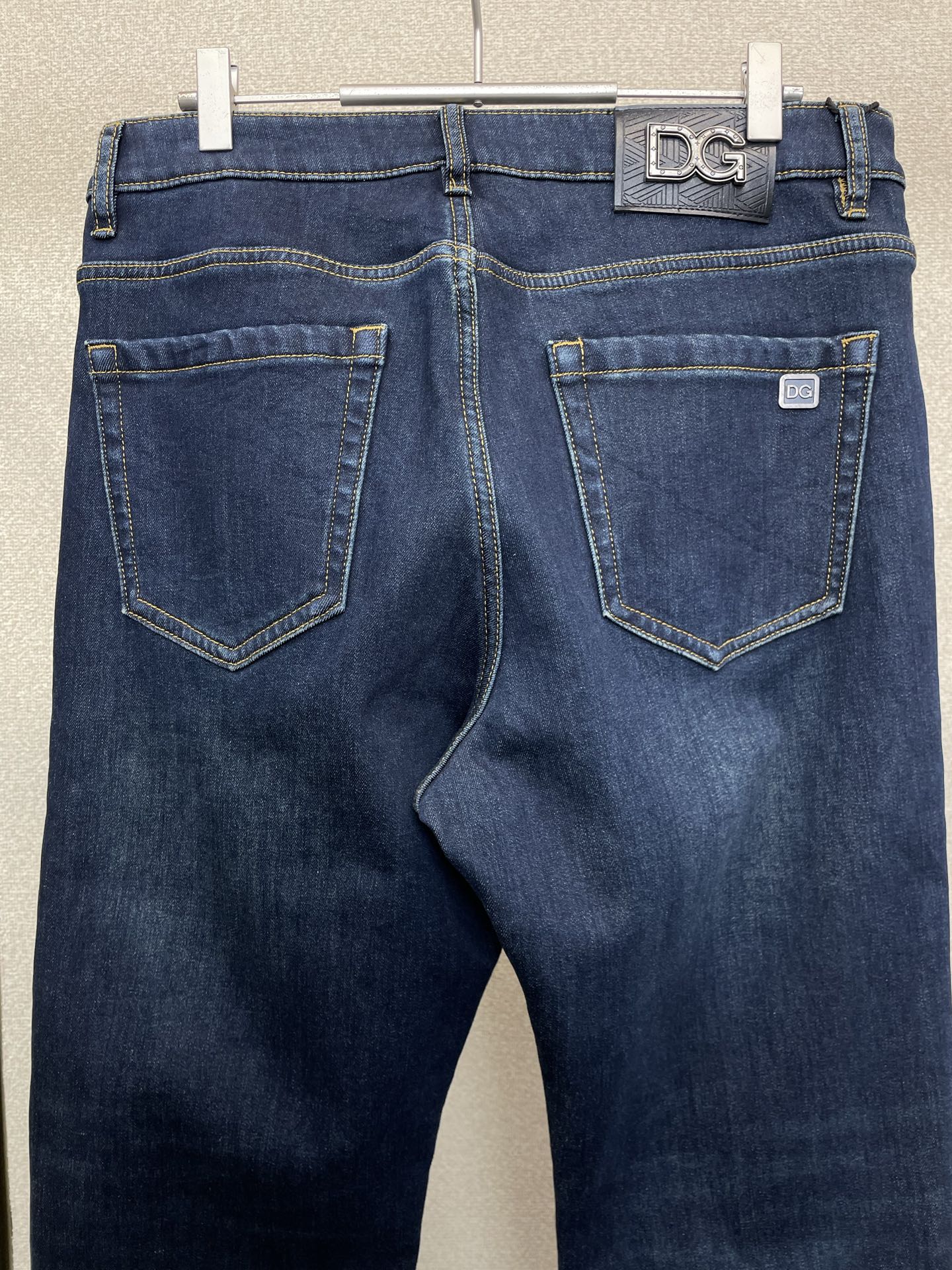 。Dolce&Gabbana杜嘉班纳💥砸锅卖铁都要上的新款新款休闲牛仔裤👖高端版本 专柜定制面料 内里加