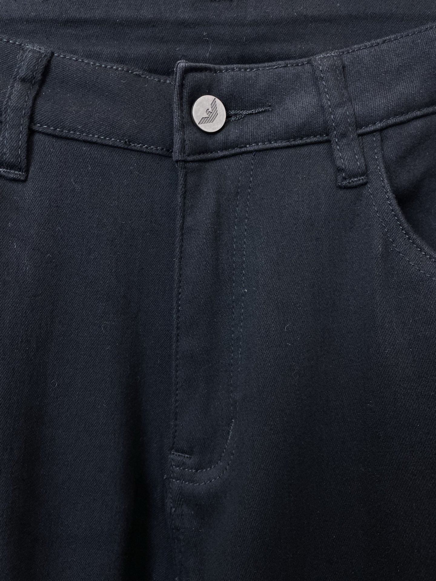 。ARMANI阿玛尼💥砸锅卖铁都要上的新款！新款休闲牛仔裤👖高端版本 专柜定制面料 内里加绒面料 透气舒