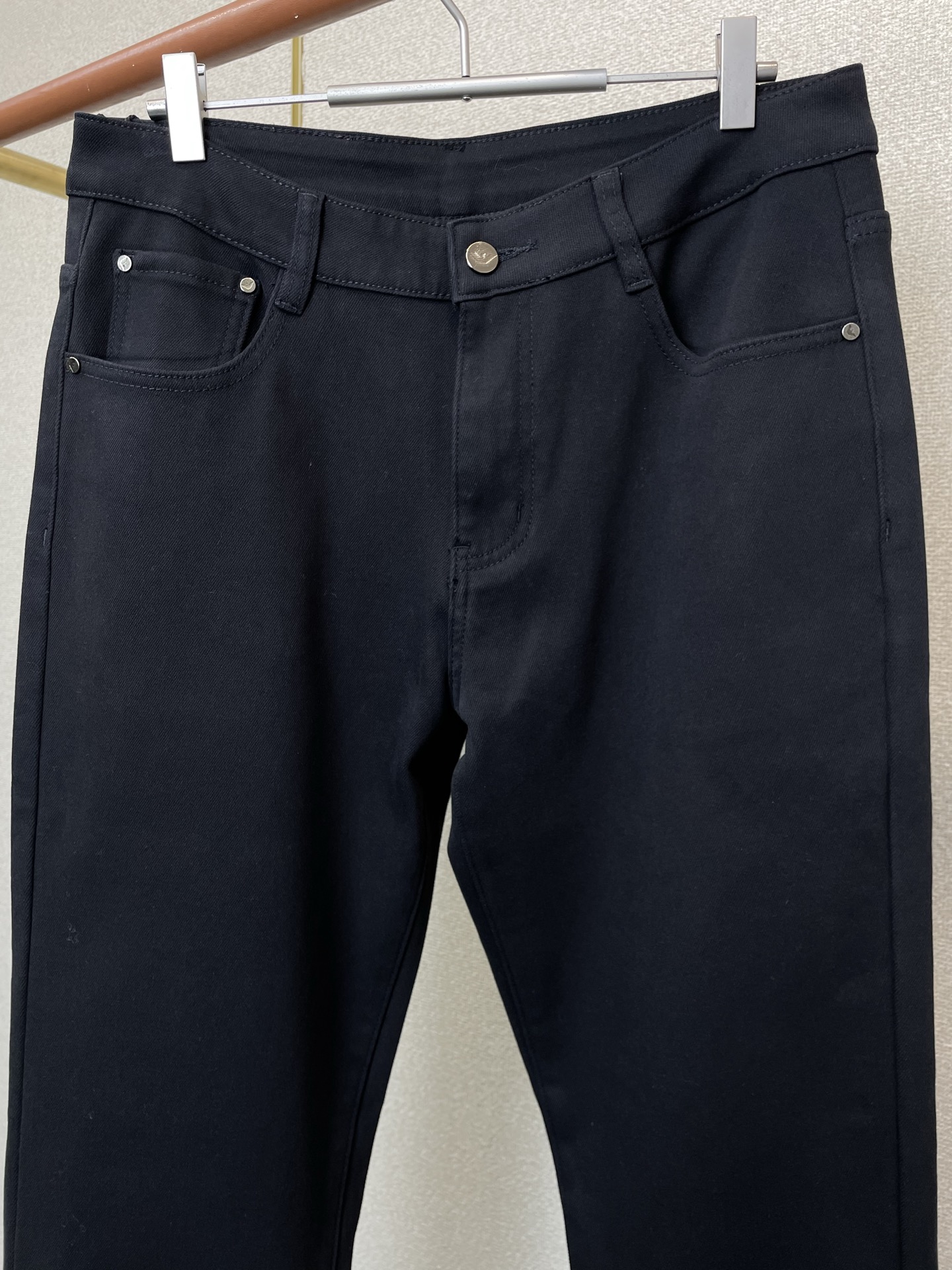 。ARMANI阿玛尼💥砸锅卖铁都要上的新款新款休闲牛仔裤👖高端版本 专柜定制面料 内里加绒面料 透气舒适