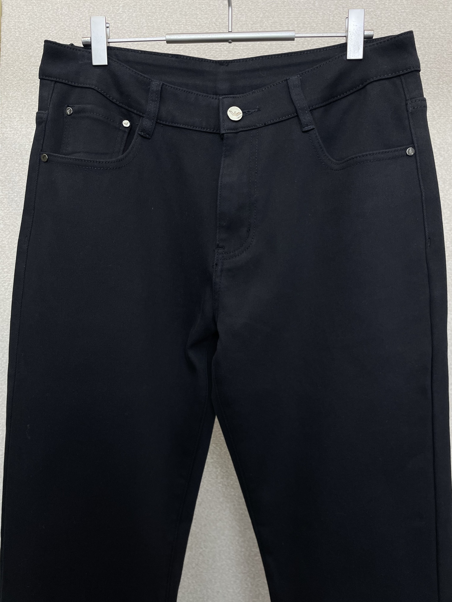 。ARMANI阿玛尼💥砸锅卖铁都要上的新款新款休闲牛仔裤👖高端版本 专柜定制面料 内里加绒面料 透气舒适