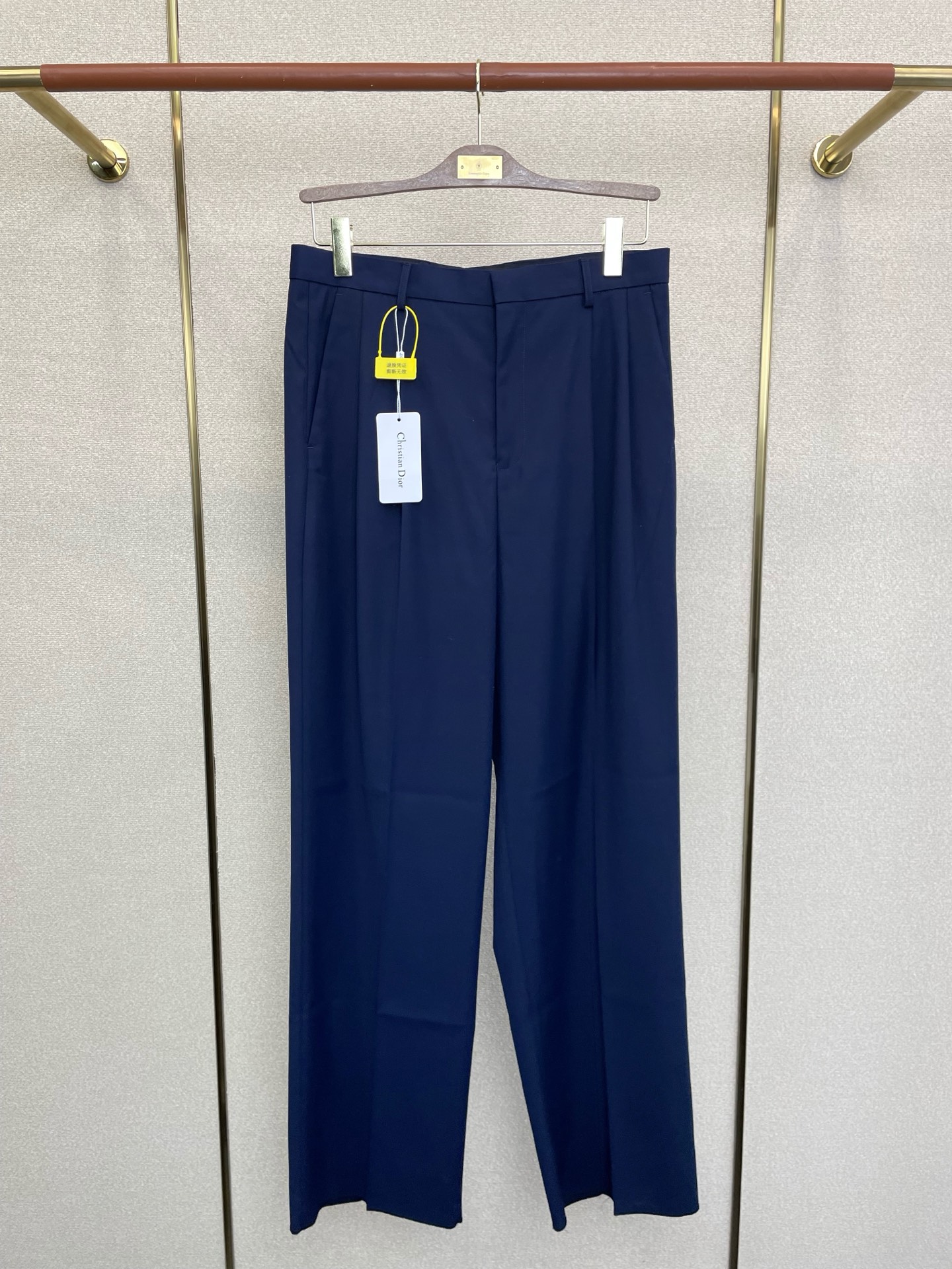 /套。Dior迪奥💥新款西服套装，外贸公司订单 简约休闲西装外套，砸锅卖铁都要上的新款进口原版聚酯纤维面