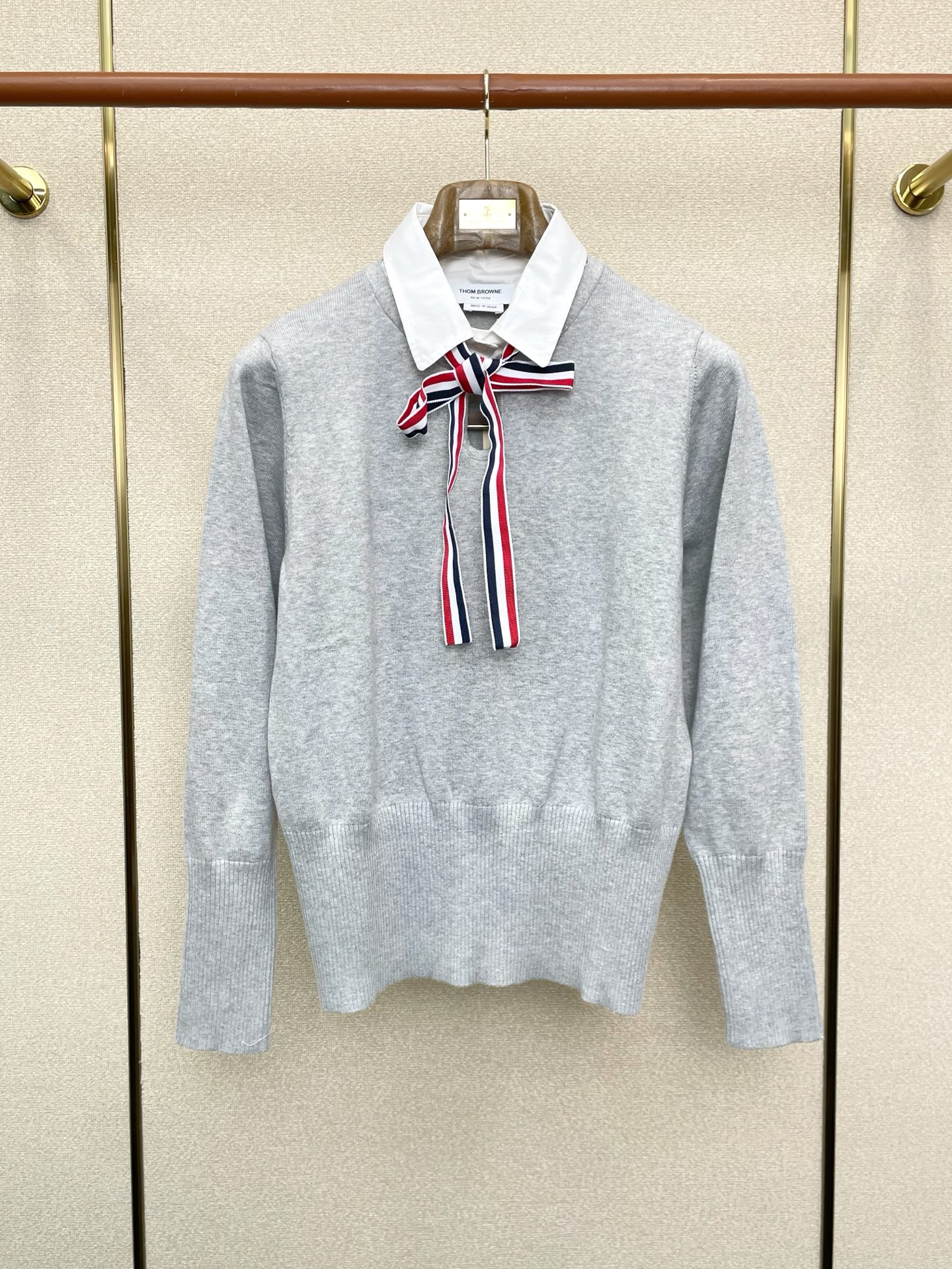 。👚Thom Browne汤姆布朗💥砸锅卖铁都要上的新款新款原单女士休闲毛衣 翻领拼色长袖毛衣 高端定制