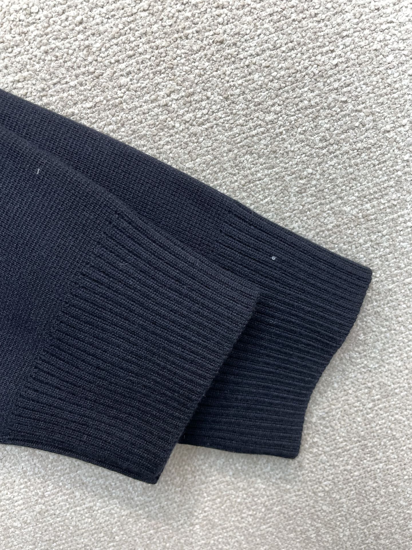 。Thom Browne汤姆布朗💥砸锅卖铁都要上的新款！新款原单男士拉链毛衣 高端定制 高端版本 时尚百