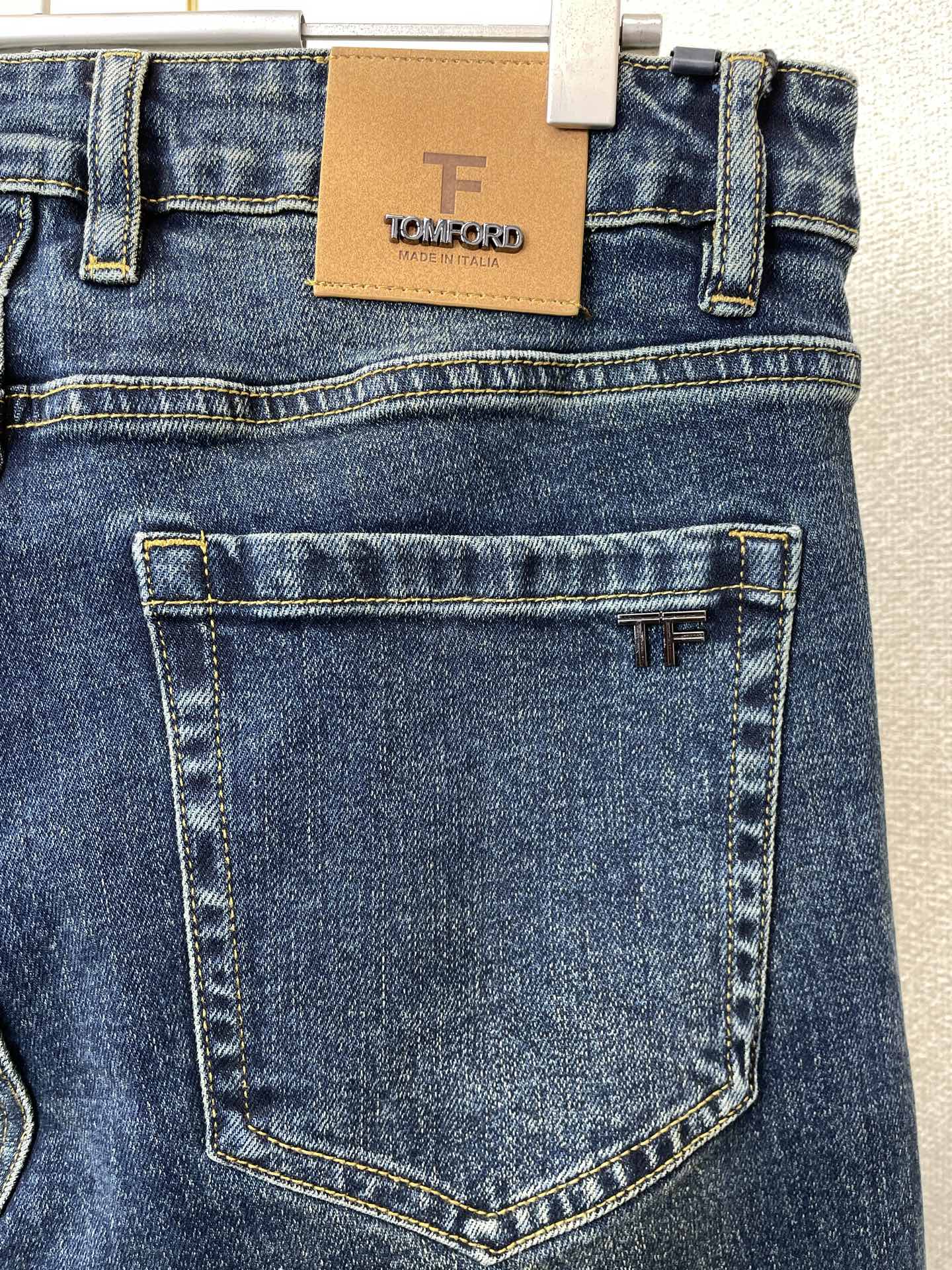 。TOM FORD汤姆福特💥砸锅卖铁都要上的新款！新款休闲牛仔裤👖 高端版本！专柜定制面料 透气舒适度高