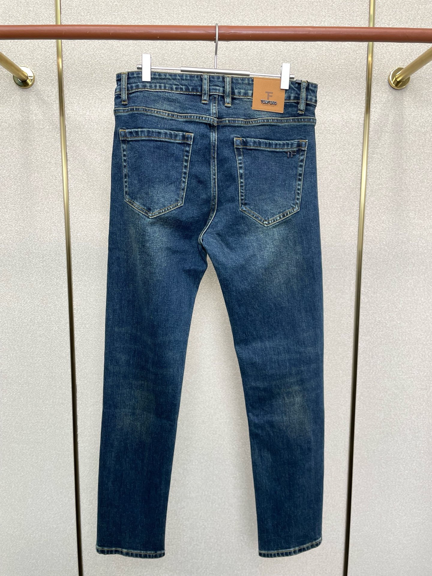 。TOM FORD汤姆福特💥砸锅卖铁都要上的新款！新款休闲牛仔裤👖 高端版本！专柜定制面料 透气舒适度高