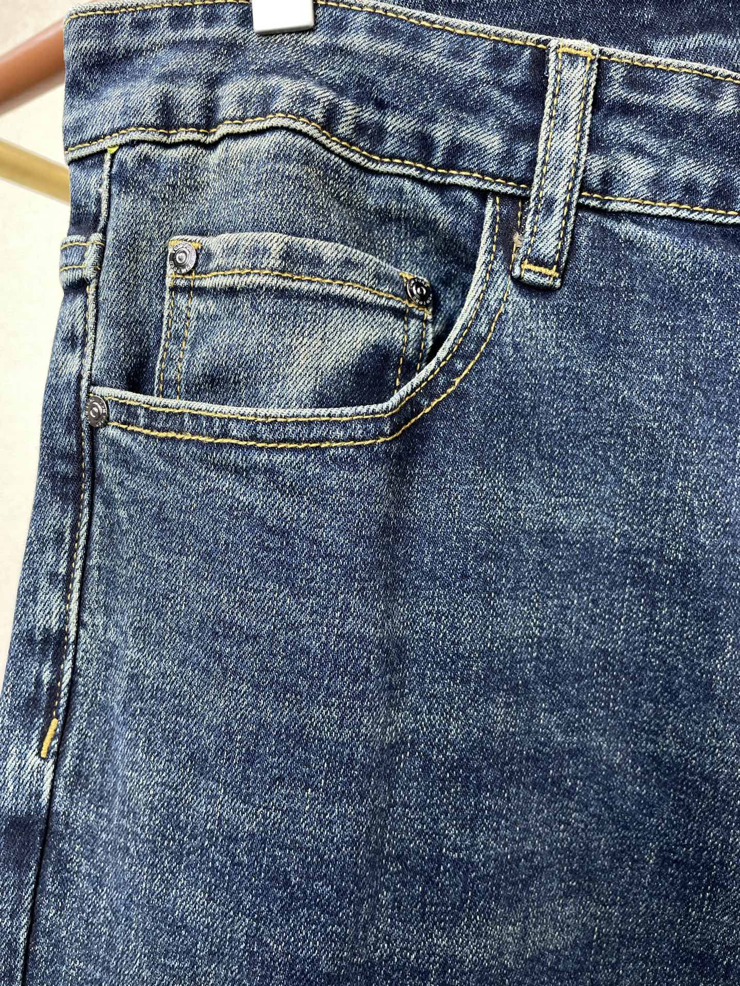 。TOM FORD汤姆福特💥砸锅卖铁都要上的新款！新款休闲牛仔裤👖 高端版本！专柜定制面料 透气舒适度高