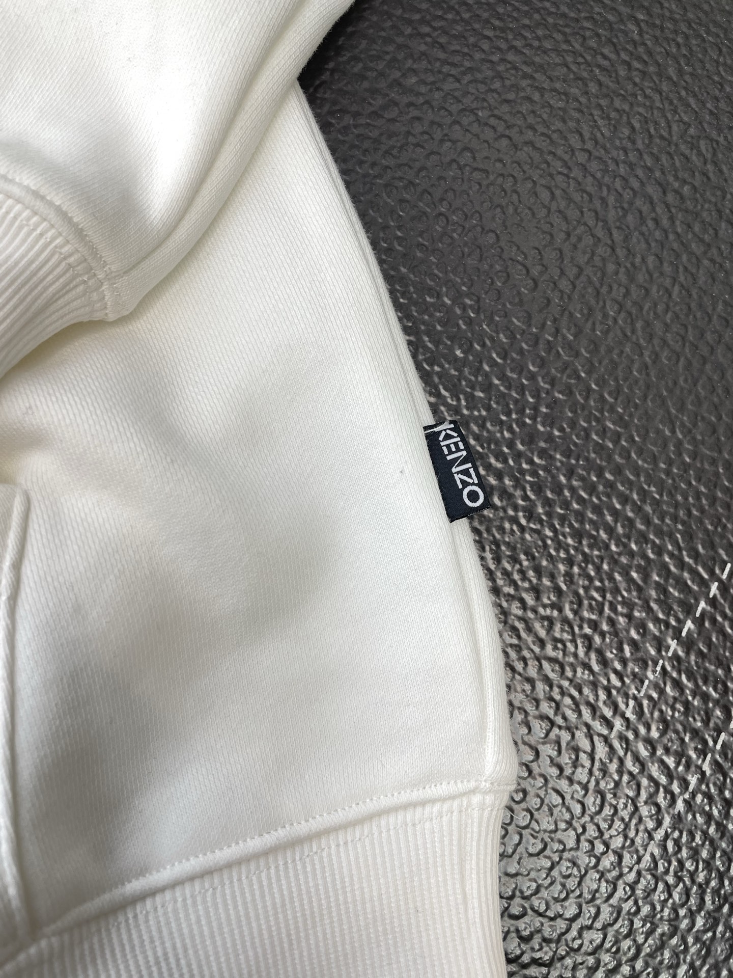 。KENZO肯佐💥砸锅卖铁都要上的新款！新款原单男士休闲连帽卫衣 高端定制 高版本 时尚百搭爆款⚠️⚠️