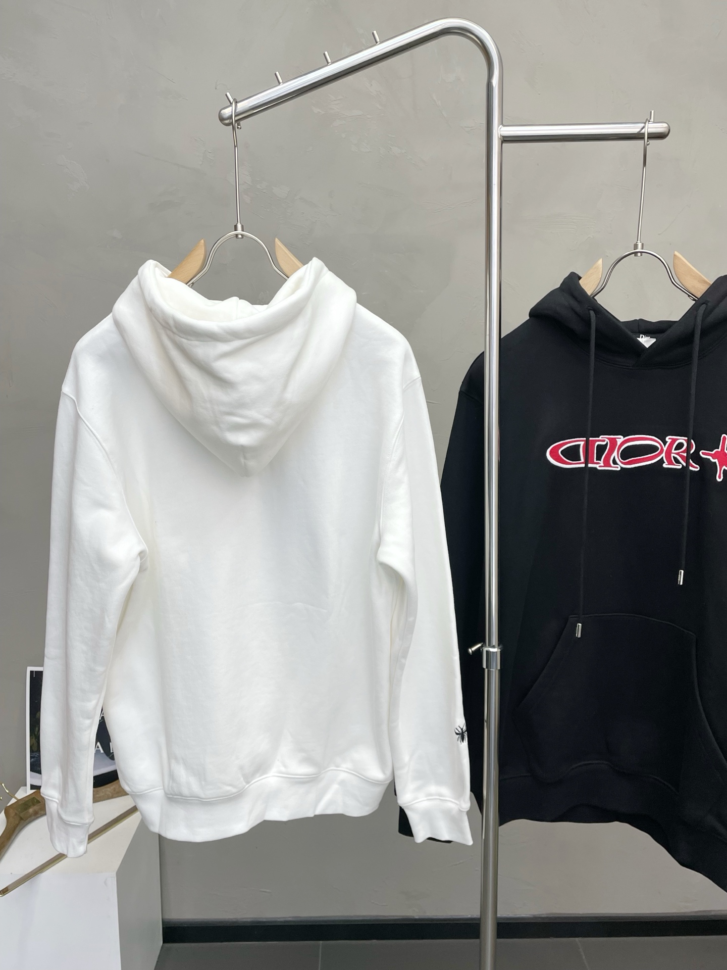 。Dior迪奥💥砸锅卖铁都要上的新款新款原单男士休闲连帽卫衣 高端定制 高版本 时尚百搭爆款⚠️⚠️✨✨