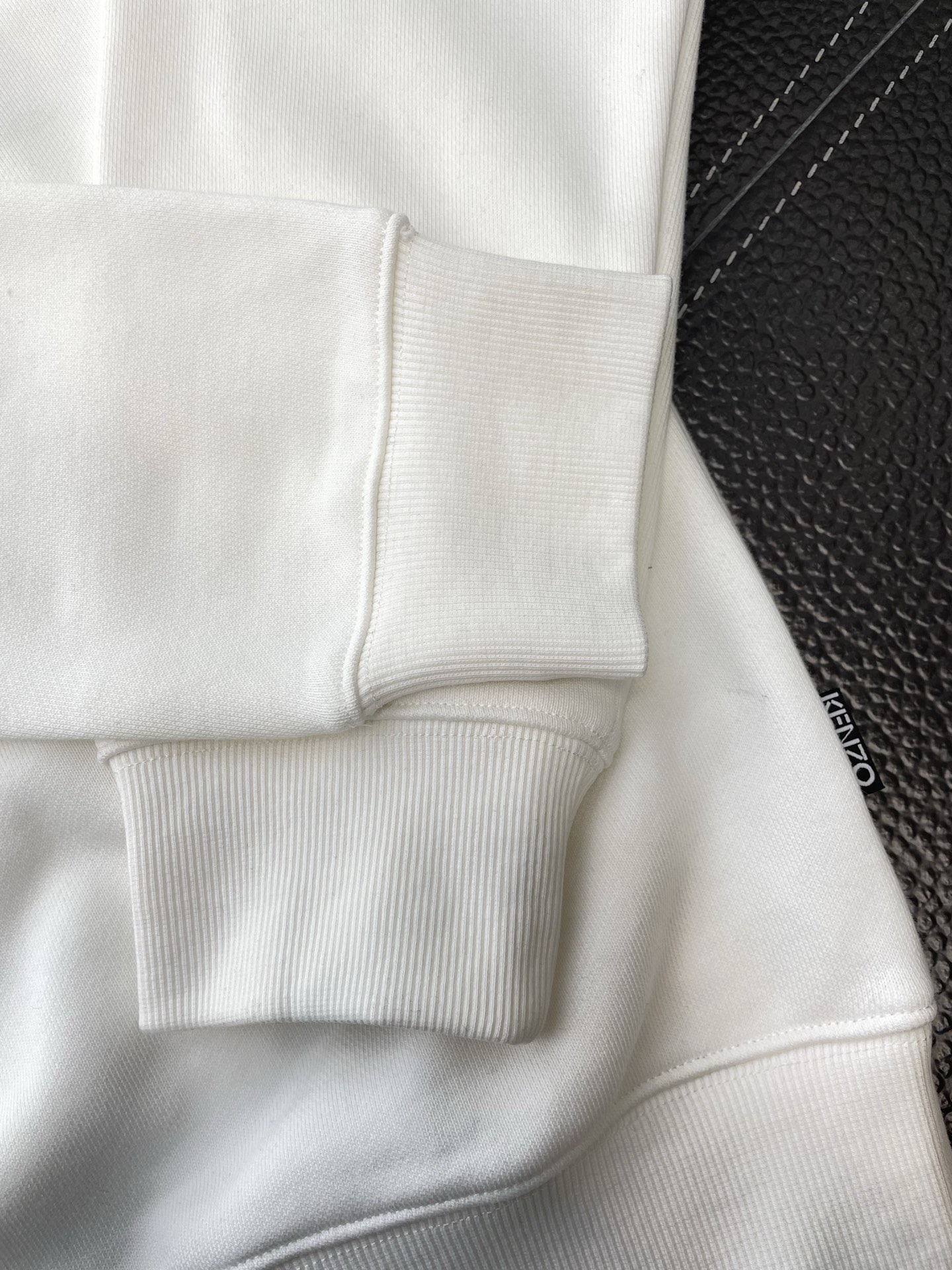 。KENZO肯佐💥砸锅卖铁都要上的新款新款原单男士休闲卫衣 高端定制 高版本 时尚百搭爆款⚠️⚠️✨✨进