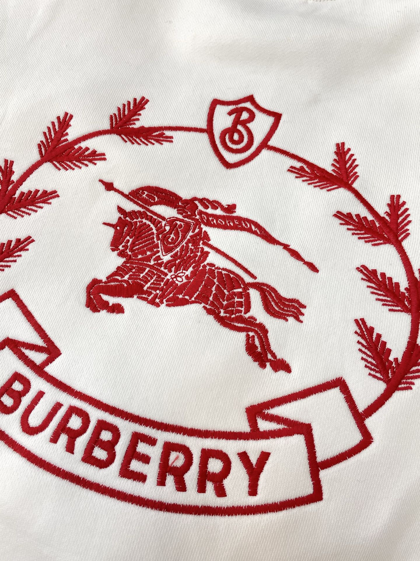 。Burberry巴宝莉💥砸锅卖铁都要上的新款新款原单男士休闲卫衣 高端定制 高版本 时尚百搭爆款⚠️⚠