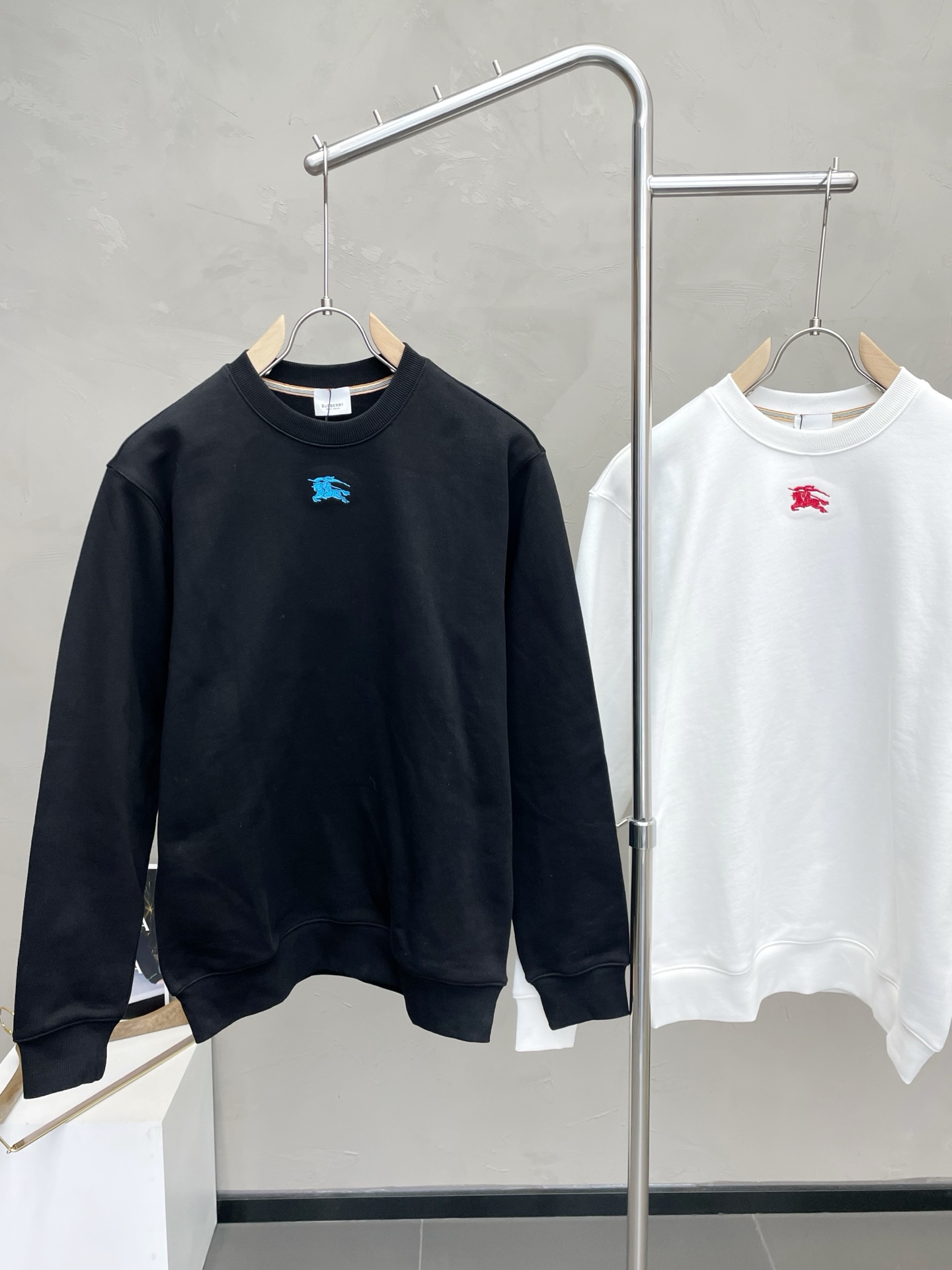 。Burberry巴宝莉💥砸锅卖铁都要上的新款新款原单男士休闲卫衣 高端定制 高版本 时尚百搭爆款⚠️⚠