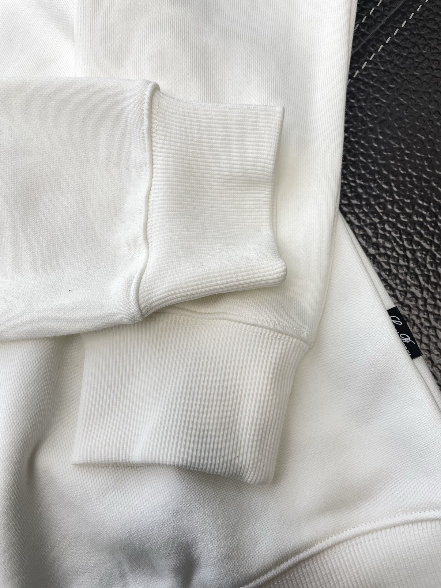 。lP🆕-Loro Piana诺悠翩雅💥独家专供新款原单男士休闲卫衣 高端定制 高版本 时尚百搭爆款⚠️