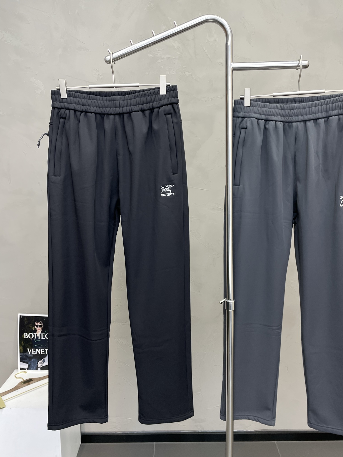 。Arc’teryx始祖鸟💥砸锅卖铁都要上的新款新款 休闲加绒裤 高端版本！专柜定制面料 透气舒适度高，