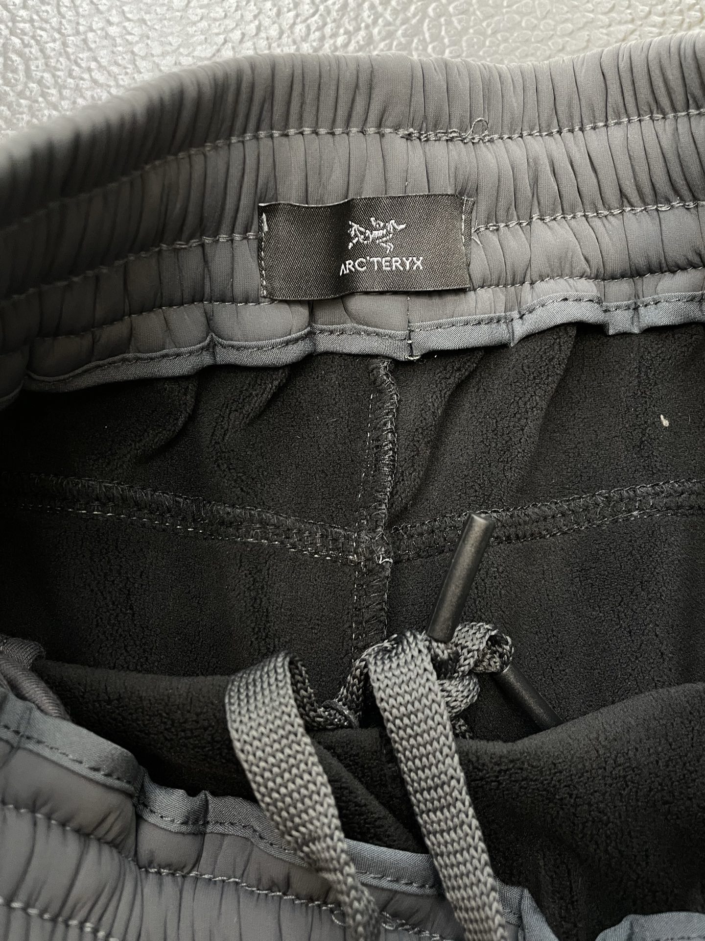 。Arc’teryx始祖鸟💥砸锅卖铁都要上的新款新款 休闲加绒裤 高端版本！专柜定制面料 透气舒适度高，