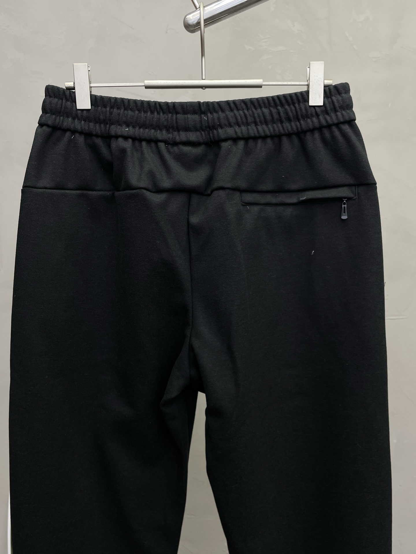 。DESCENTE迪桑特💥砸锅卖铁都要上的新款新款 休闲裤 高端版本！专柜定制面料 透气舒适度高，细节无