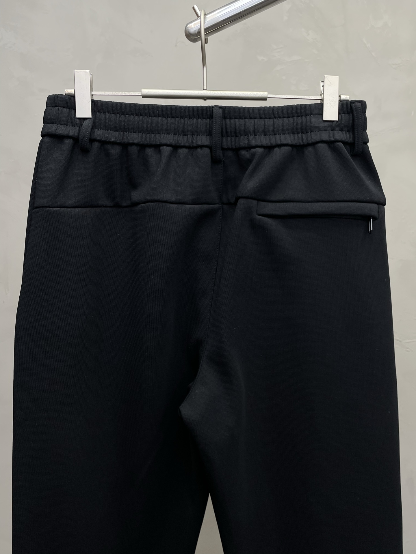 。Louis Vuitton路易威登💥砸锅卖铁都要上的新款新款 休闲加绒裤 高端版本！专柜定制面料 透气