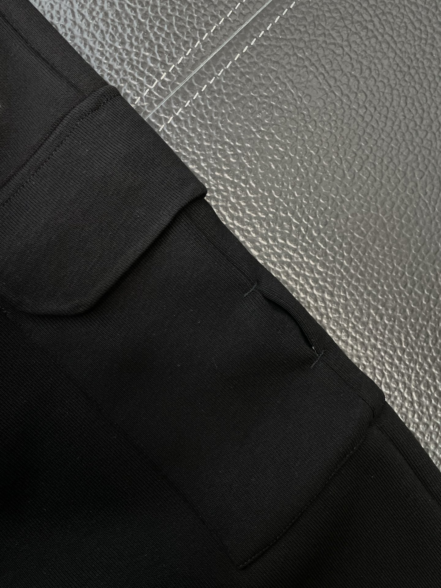 。KOLON SPORTS💥砸锅卖铁都要上的新款新款 休闲加绒裤 束脚裤 高端版本！专柜定制面料 透气舒