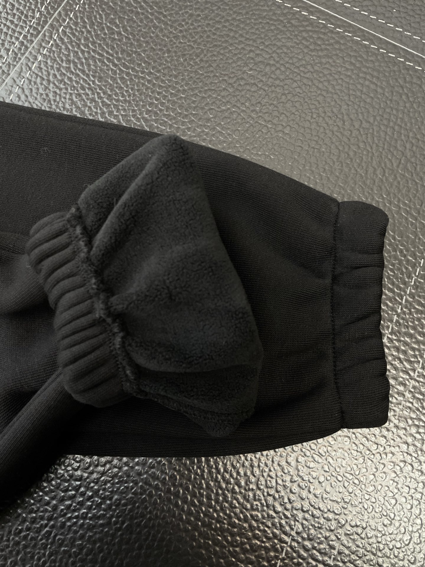 。KOLON SPORTS💥砸锅卖铁都要上的新款新款 休闲加绒裤 束脚裤 高端版本！专柜定制面料 透气舒