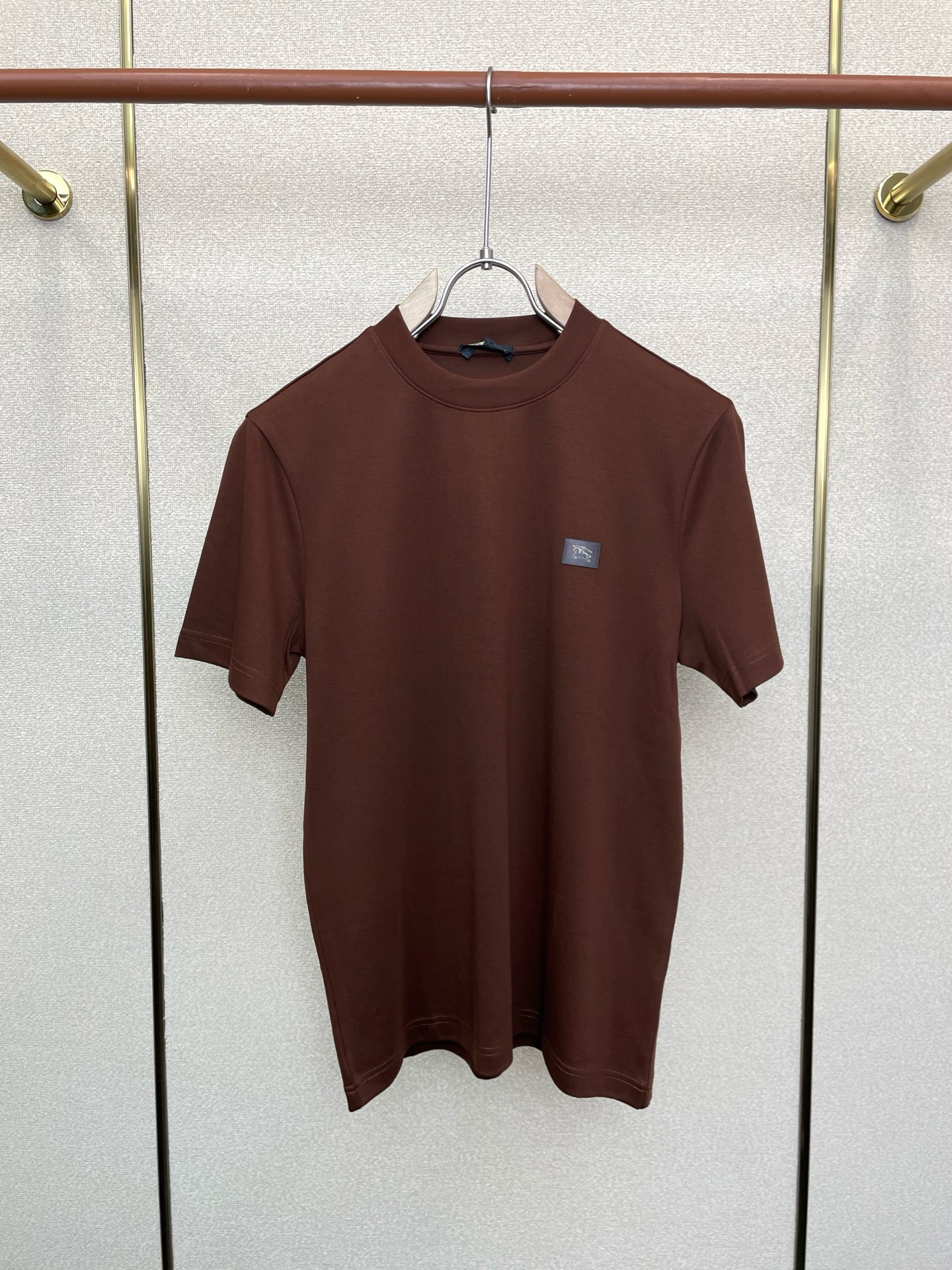 。Burberry巴宝莉💥砸锅卖铁都要上的新款新款原单男士休闲短袖 高端定制 高端版本 时尚百搭爆款⚠️