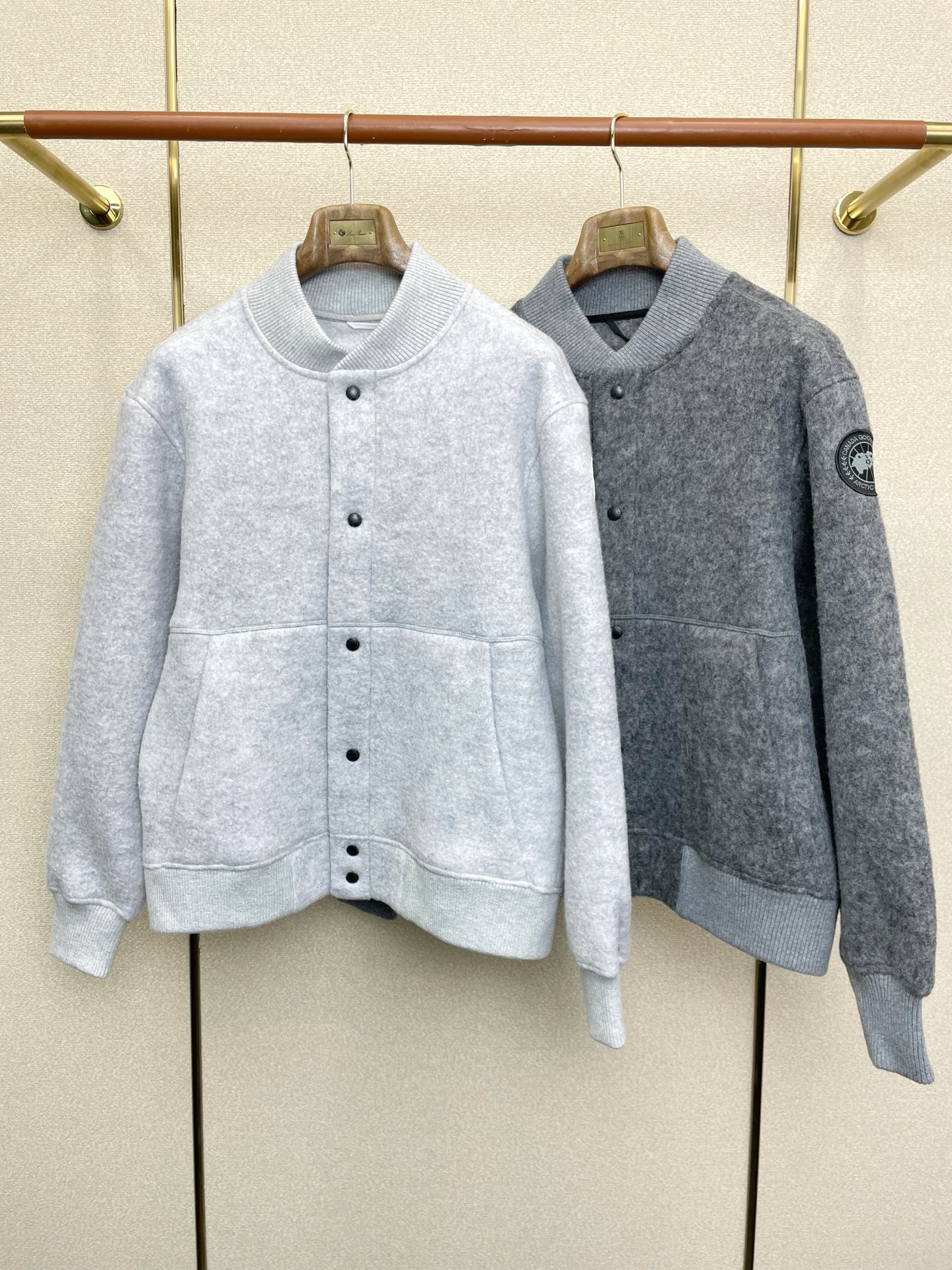 NO:661402,.Canada Goose exclusively supplies new original men's casual jackets, wool fleece jackets, high-end customization, high-end versions, fashionable and versatile imported fabrics, super soft and delicate to the touch, skin-friendly and comfortable to wear, high-end boutique, factory-made fine upper body is very good, men's must-have items, three complete standards, size S-XL,,jackets & coats,jackets & coats, 19860909.Canada Goose加拿大鹅独家专供新款原单男士休闲外套 羊毛抓绒夹克外套 高端定制 高端版本 时尚百搭爆款进口面料 手感超柔软细腻 穿着亲肤舒适 高端精品 代工厂精细做上身非常赞 男士必备单品 三标齐全 码数S-XL,,jackets & coats,jackets & coats, ,Men's clothing