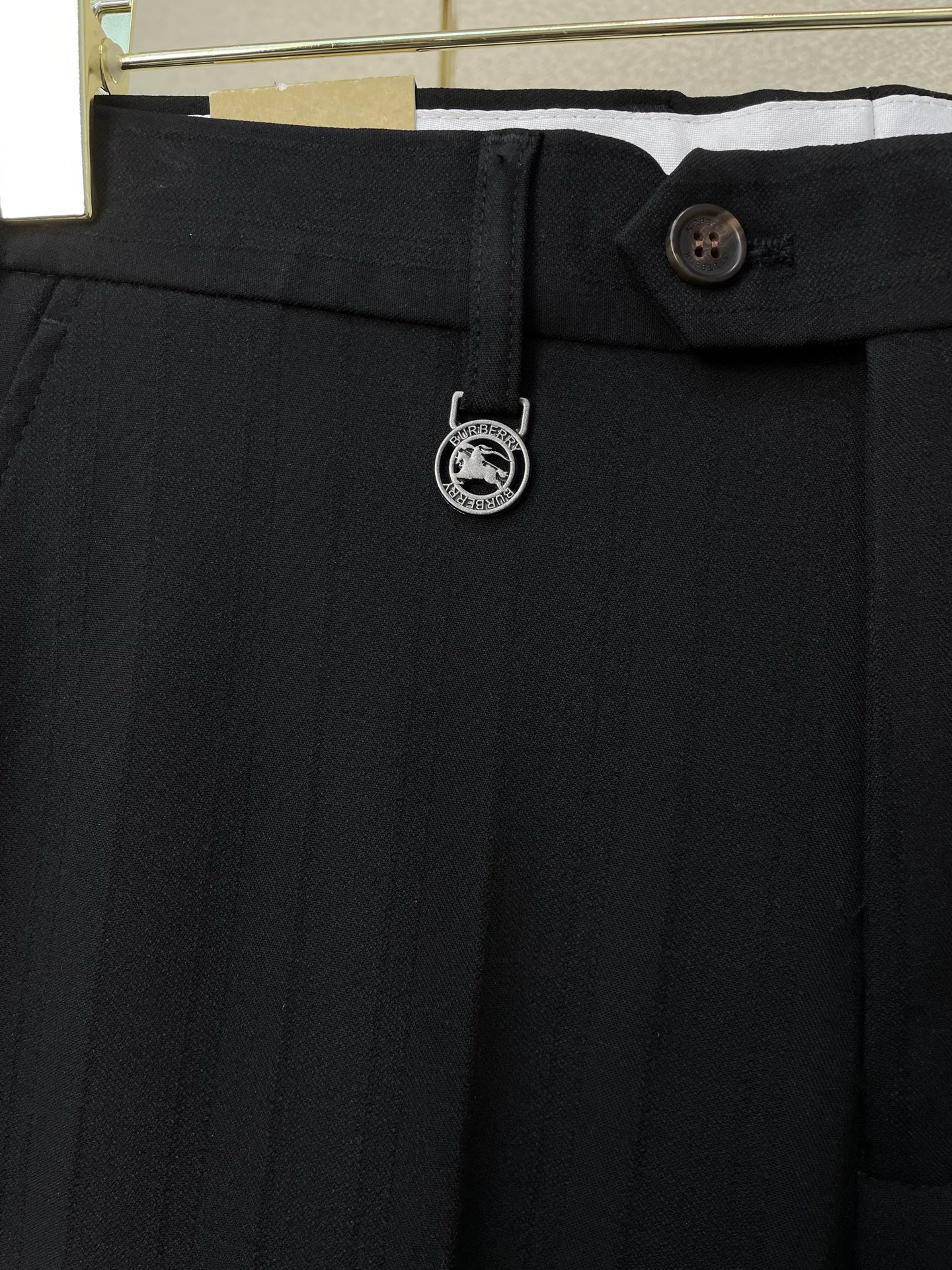 支持跨年售后！。Burberry巴宝莉💥独家专供新款休闲西裤 高端版本！专柜定制面料 透气舒适度高，细节