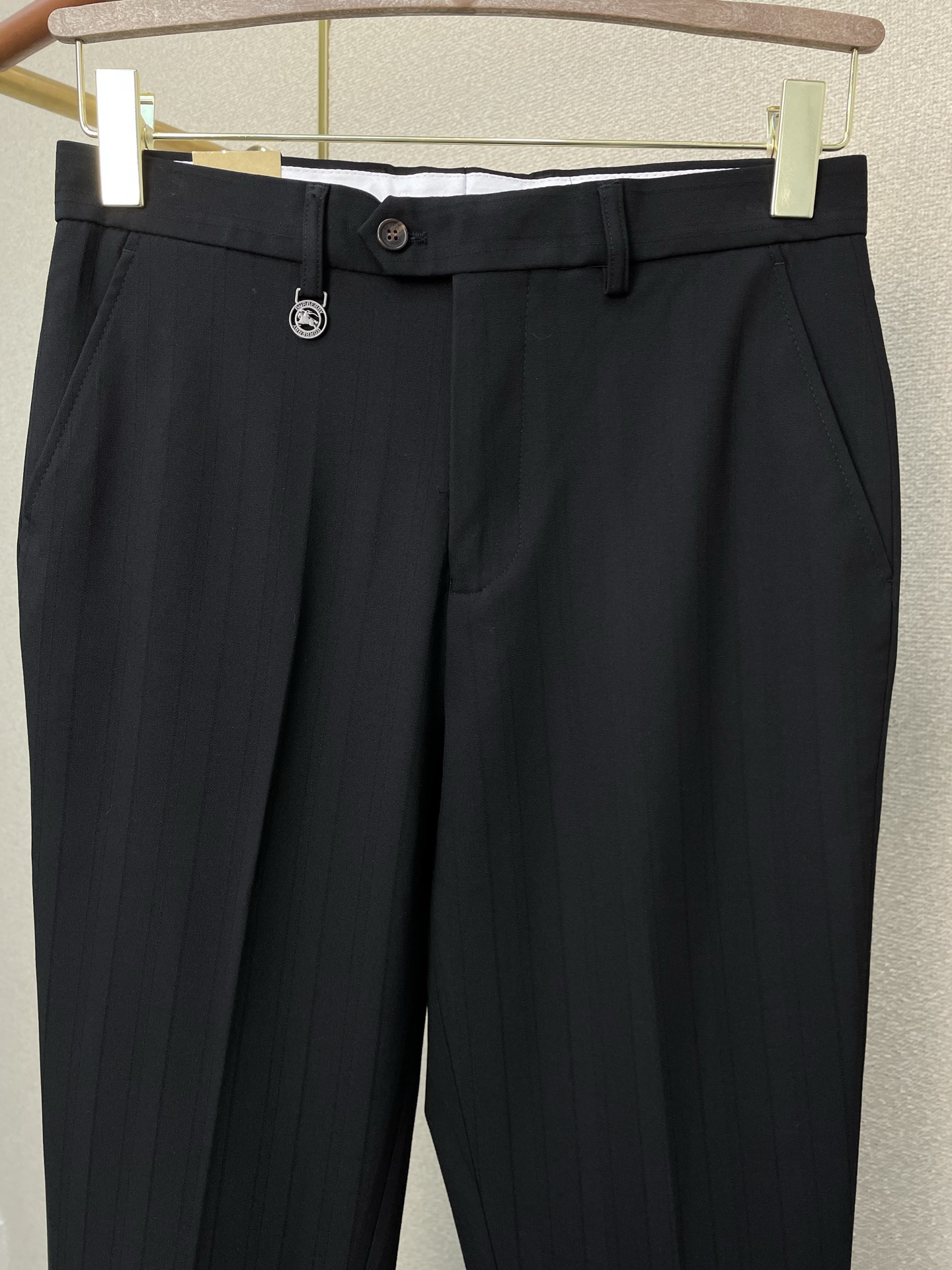 支持跨年售后！。Burberry巴宝莉💥独家专供新款休闲西裤 高端版本！专柜定制面料 透气舒适度高，细节