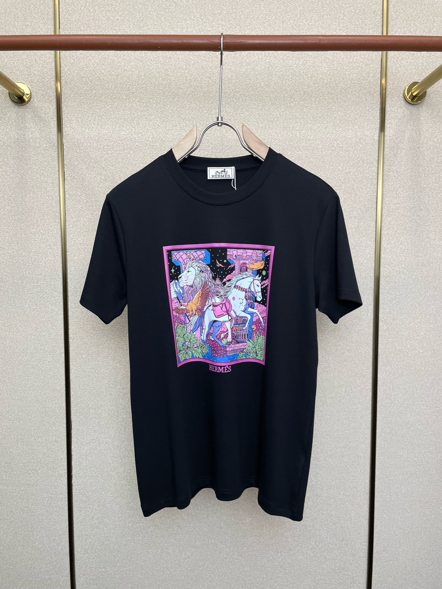 。Hermès爱马仕💥独家专供新款原单男士休闲短袖 高端定制 高端版本 时尚百搭爆款⚠️⚠️✨✨进口面料