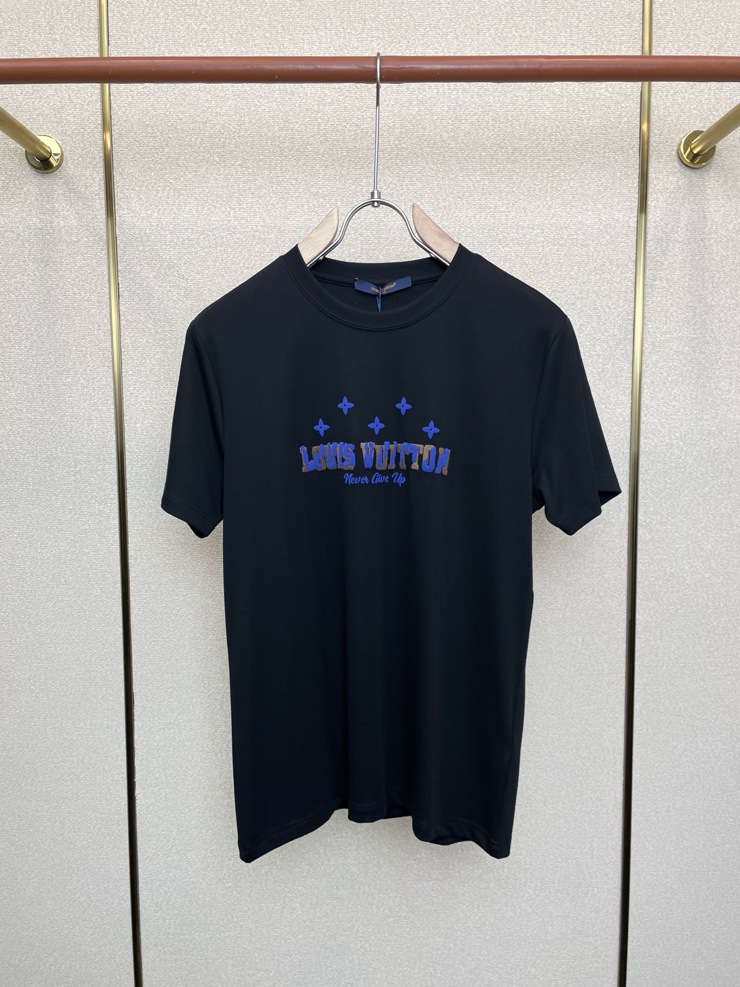 。Louis Vuitton路易威登💥独家专供新款原单男士休闲短袖 高端定制 高端版本 时尚百搭爆款⚠️