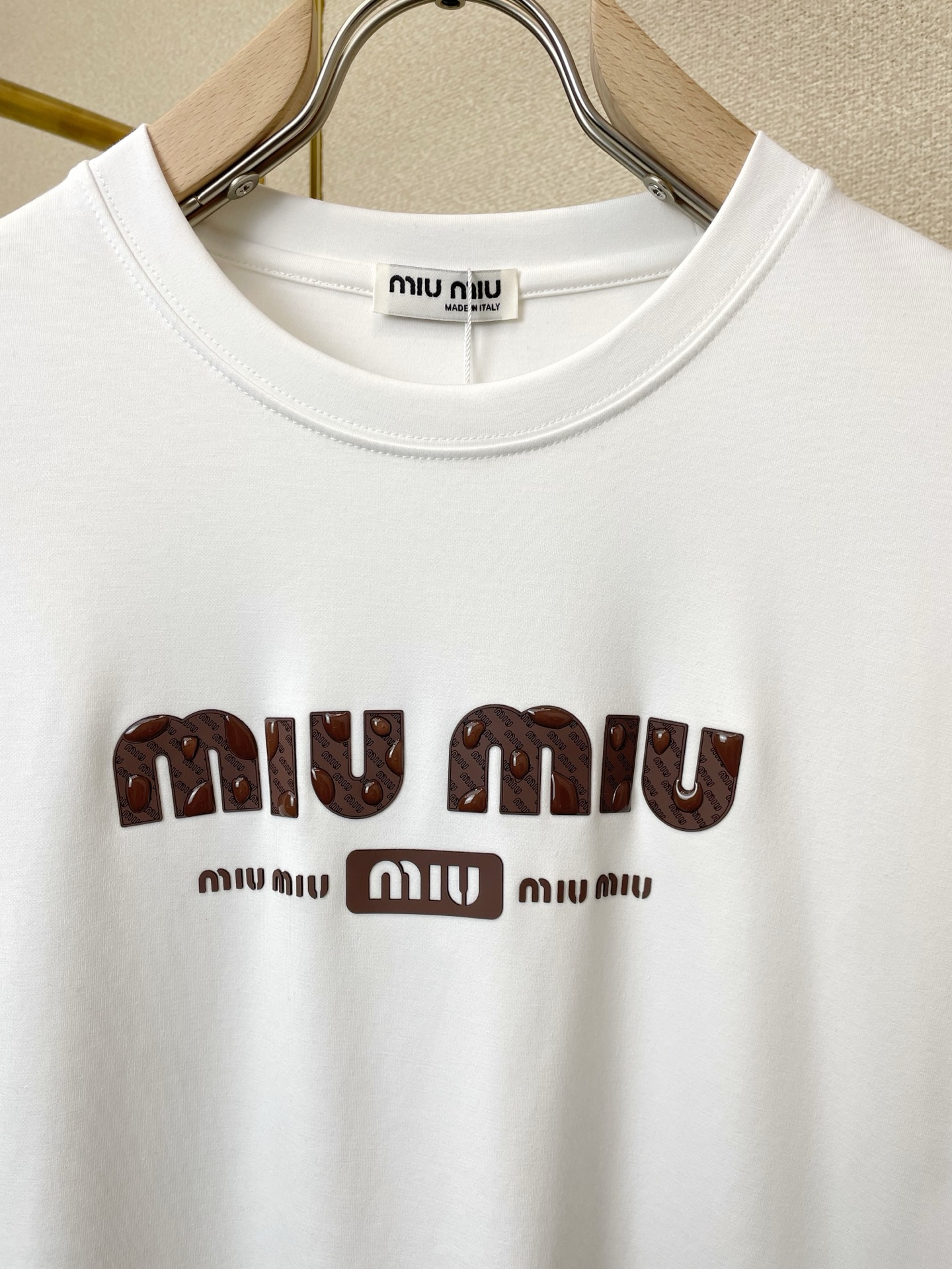 。Miumiu谬谬💥独家专供新款原单男士休闲短袖 高端定制 高端版本 时尚百搭爆款⚠️⚠️✨✨进口面料 