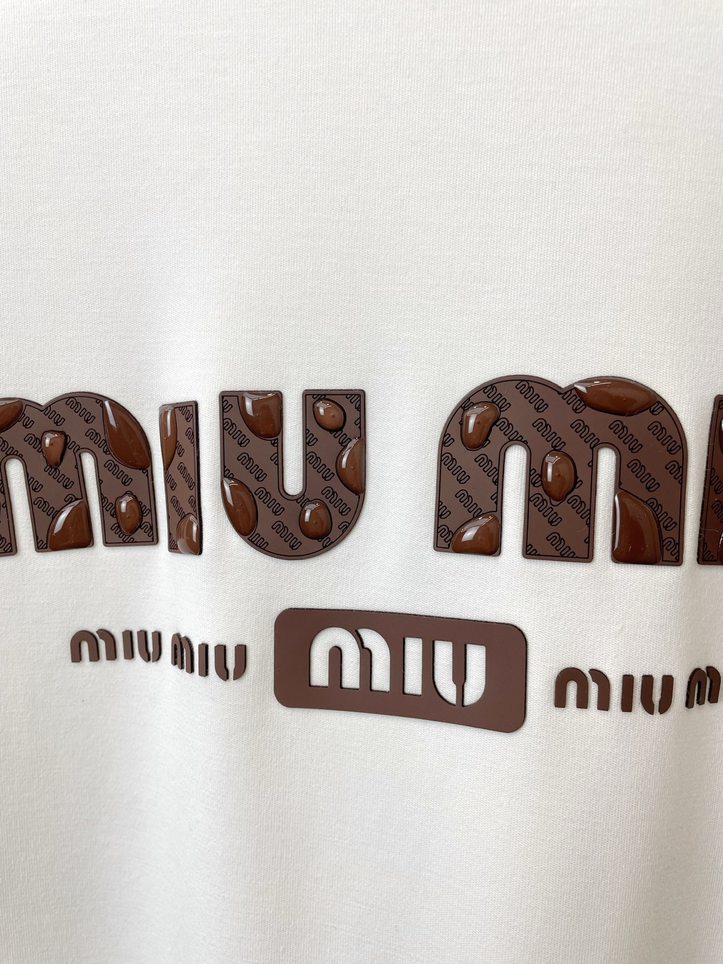 。Miumiu谬谬💥独家专供新款原单男士休闲短袖 高端定制 高端版本 时尚百搭爆款⚠️⚠️✨✨进口面料 