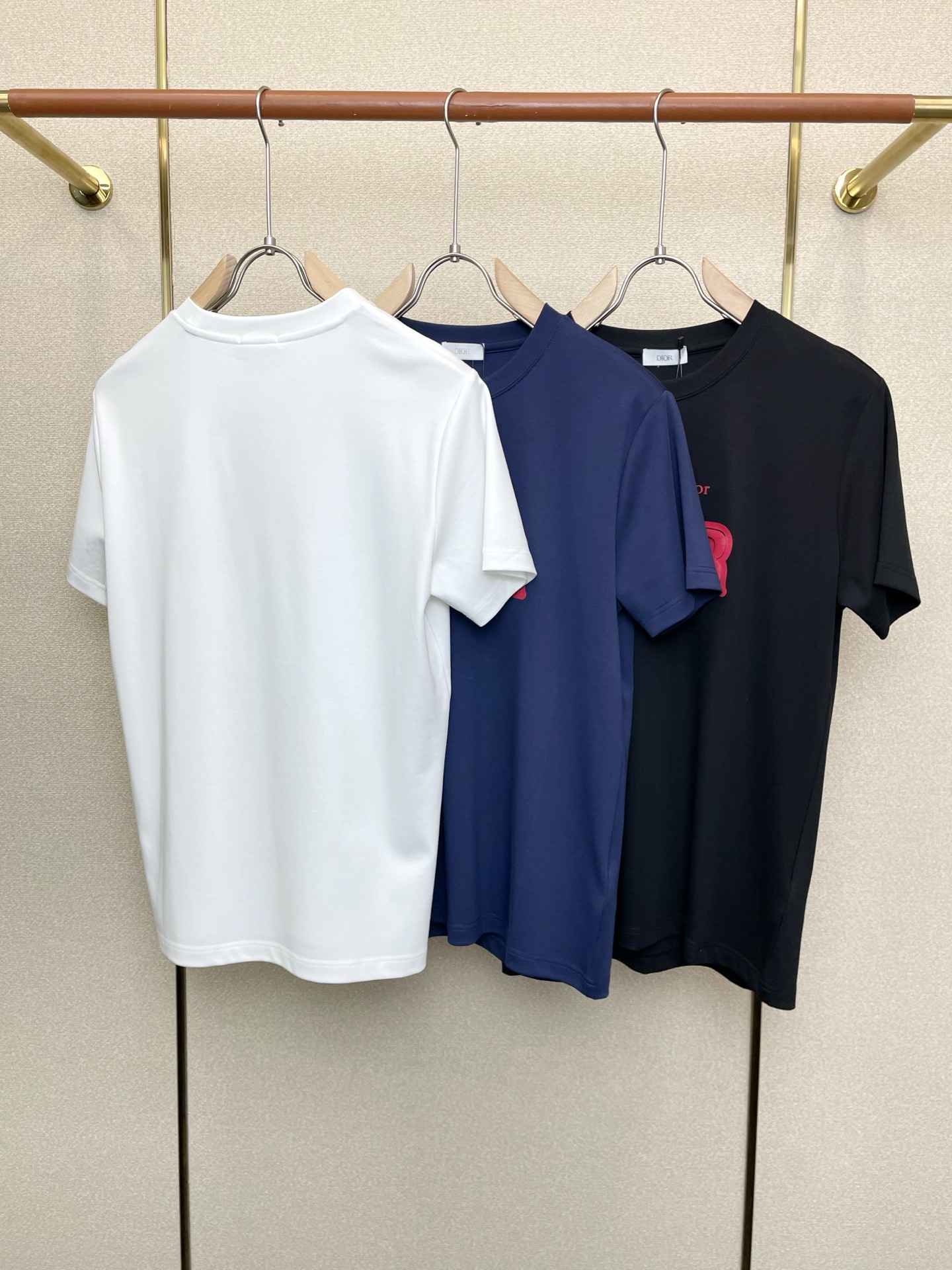 。Dior迪奥💥独家专供新款原单男士休闲短袖 高端定制 高端版本 时尚百搭爆款⚠️⚠️✨✨进口面料 手感