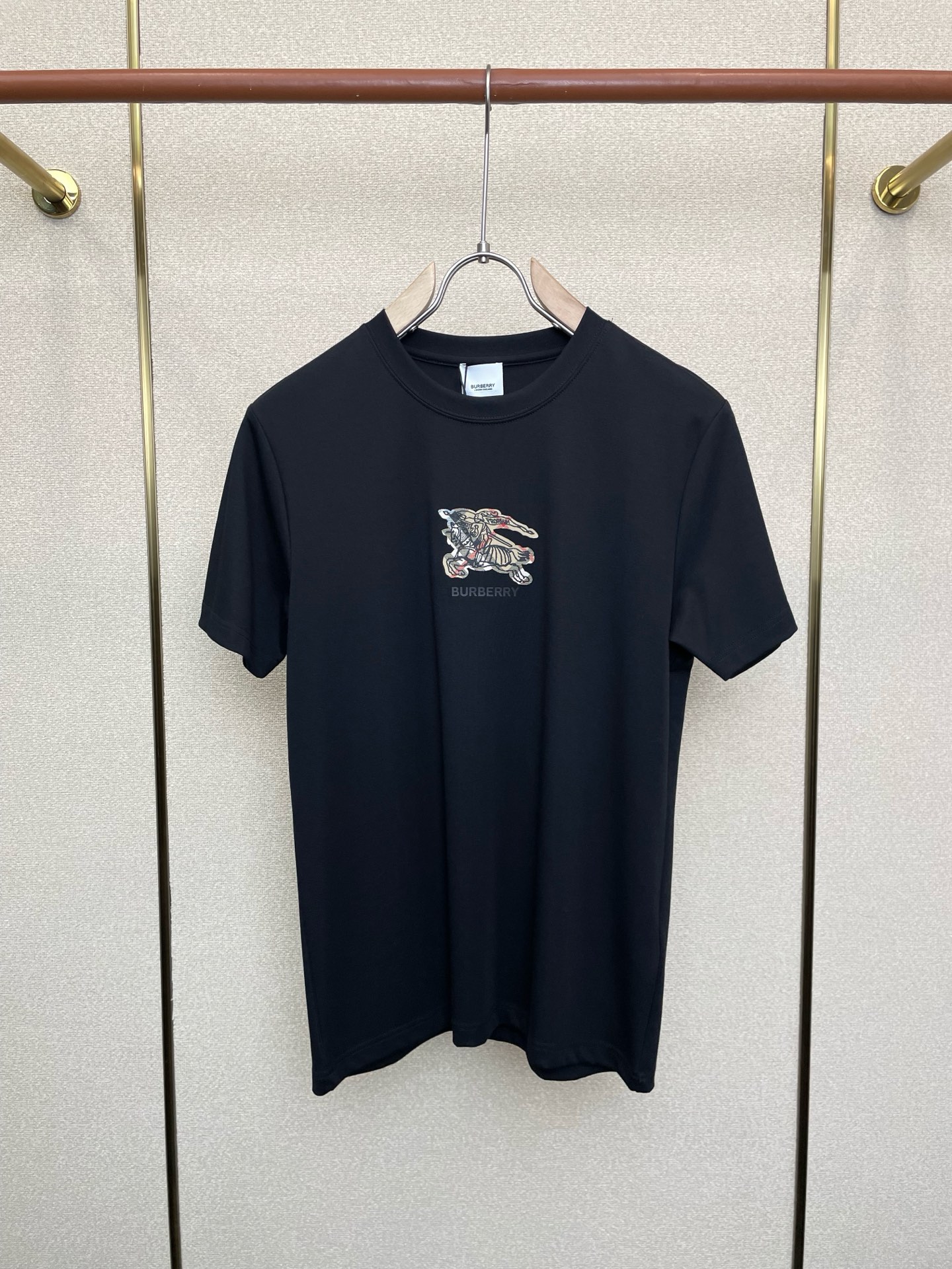 。Burberry巴宝莉💥独家专供新款原单男士休闲短袖 高端定制 高端版本 时尚百搭爆款⚠️⚠️✨✨进口