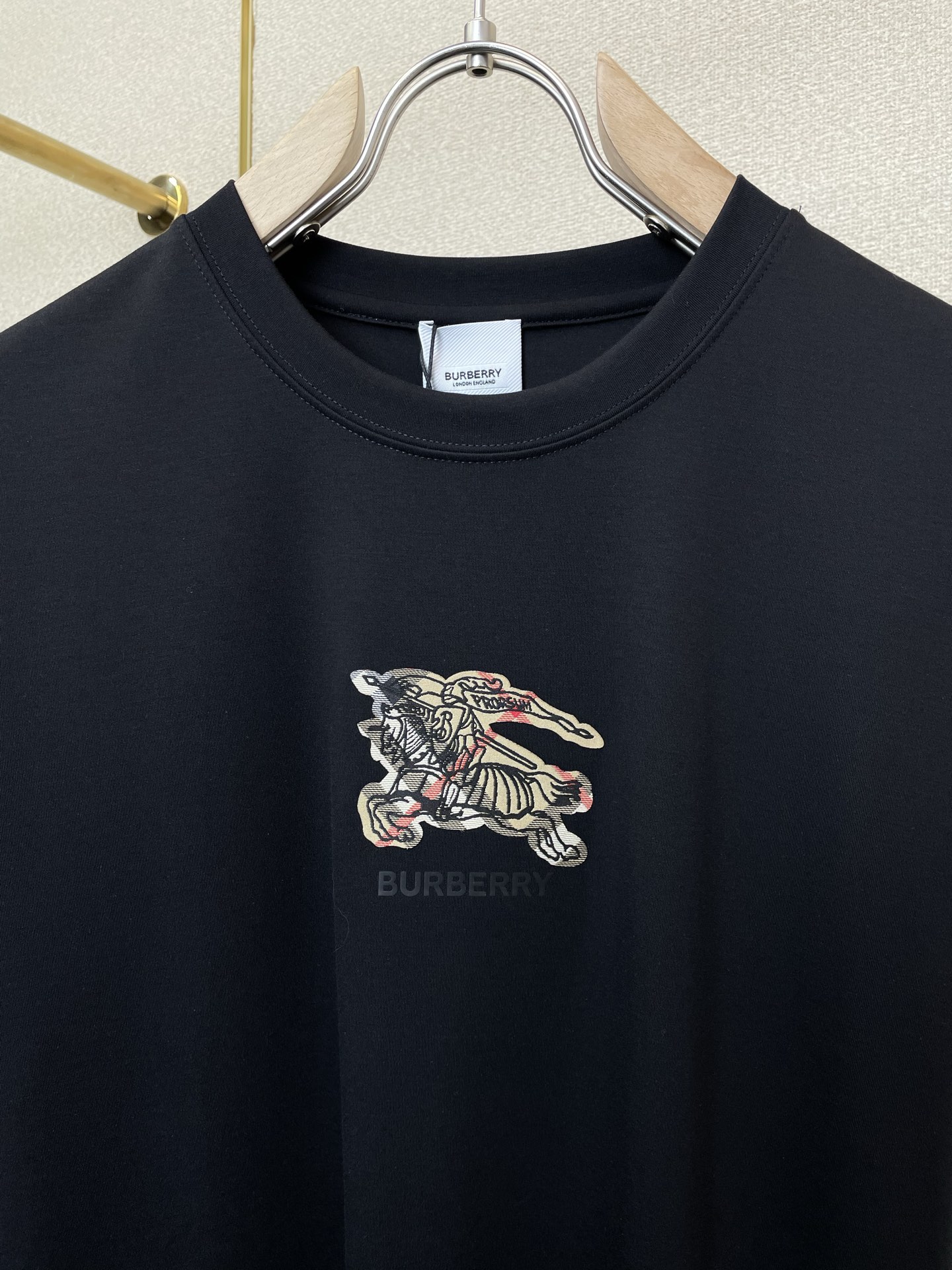 。Burberry巴宝莉💥独家专供新款原单男士休闲短袖 高端定制 高端版本 时尚百搭爆款⚠️⚠️✨✨进口