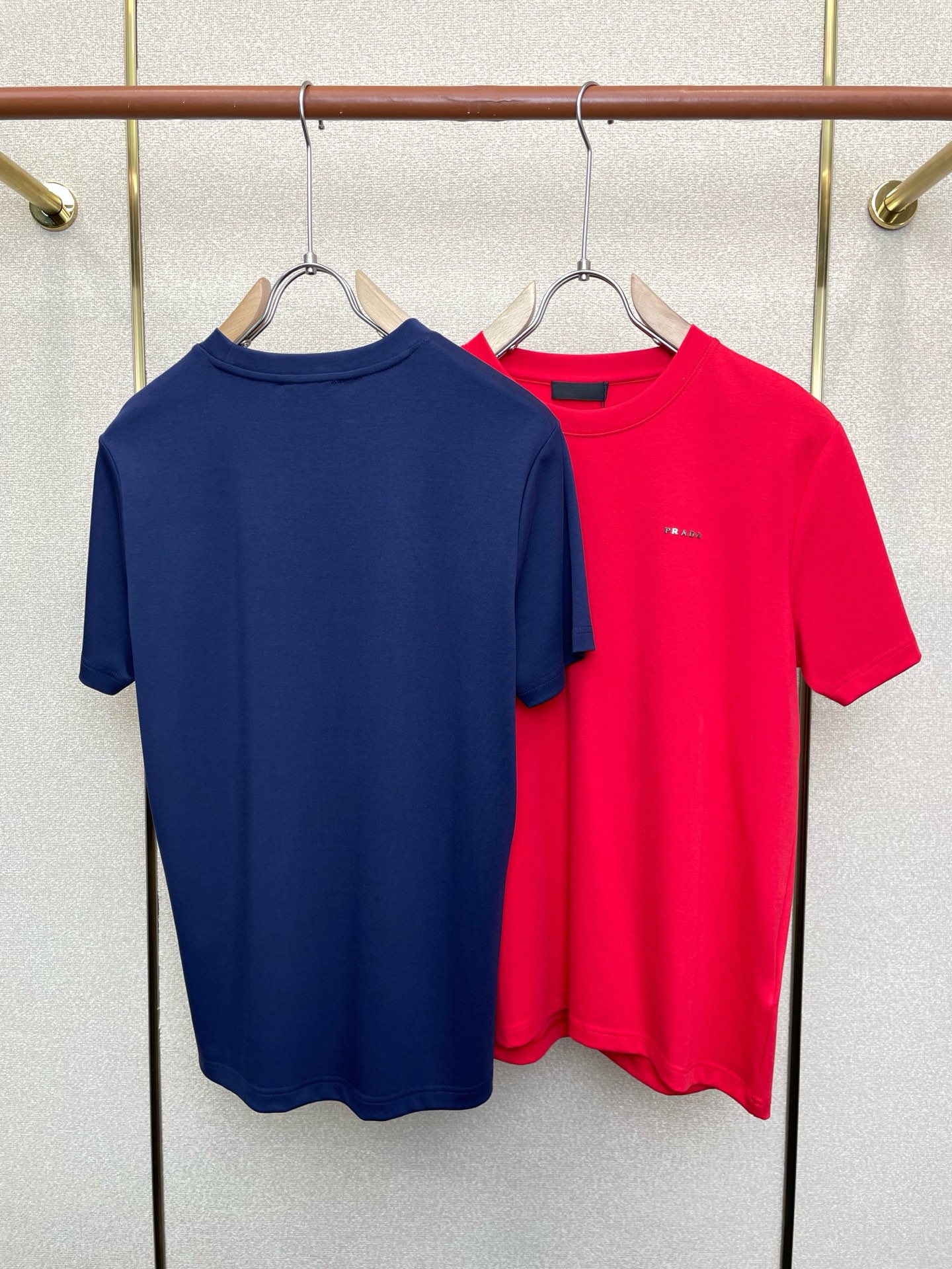 。Prada普拉达💥独家专供新款原单男士休闲短袖 高端定制 高端版本 时尚百搭爆款⚠️⚠️✨✨进口面料 