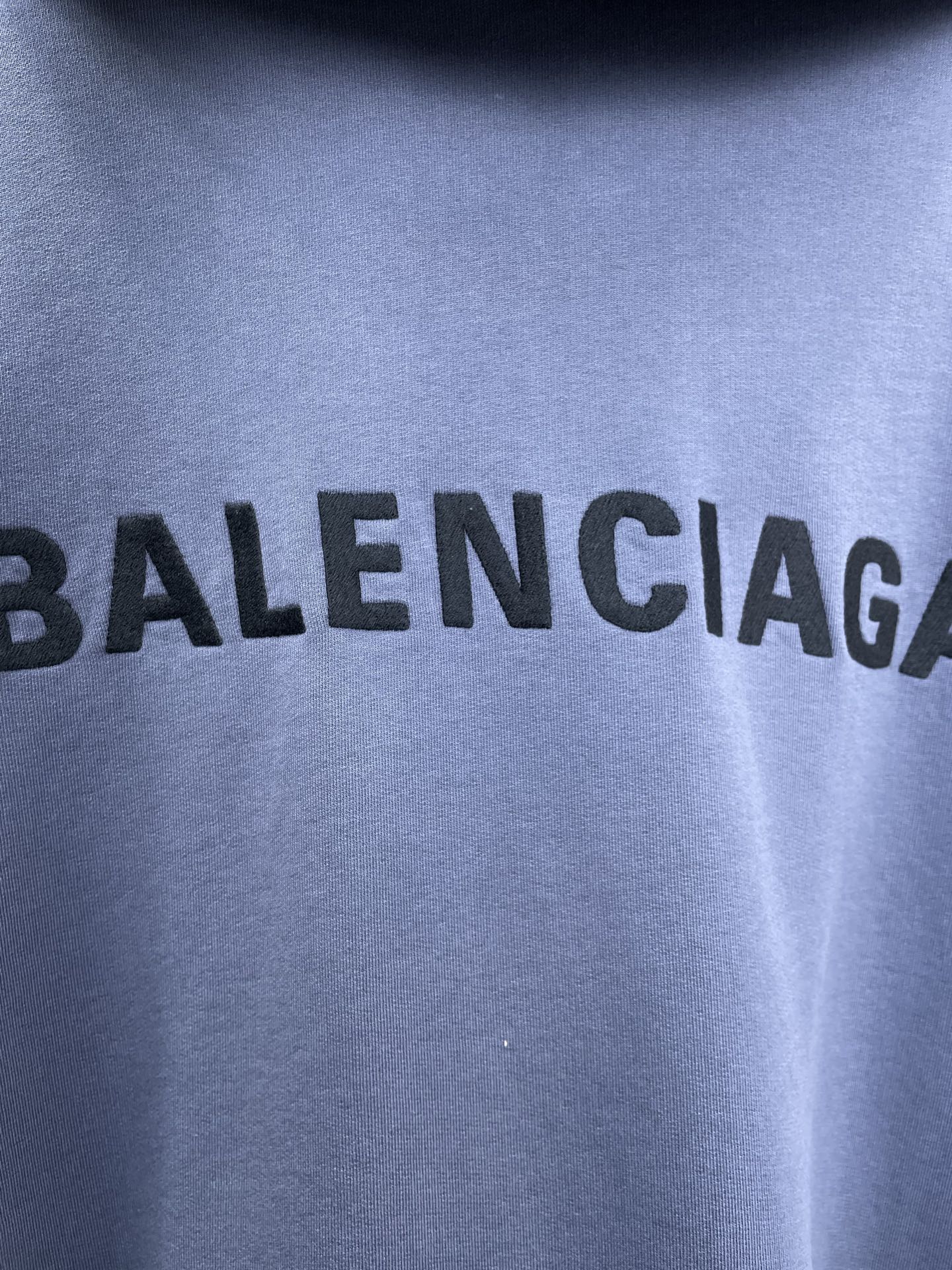 。Balenciaga巴黎世家💥独家专供最新时尚连帽拉链卫衣 字母刺绣拉链卫衣 经典设计感与颜值爆棚的外
