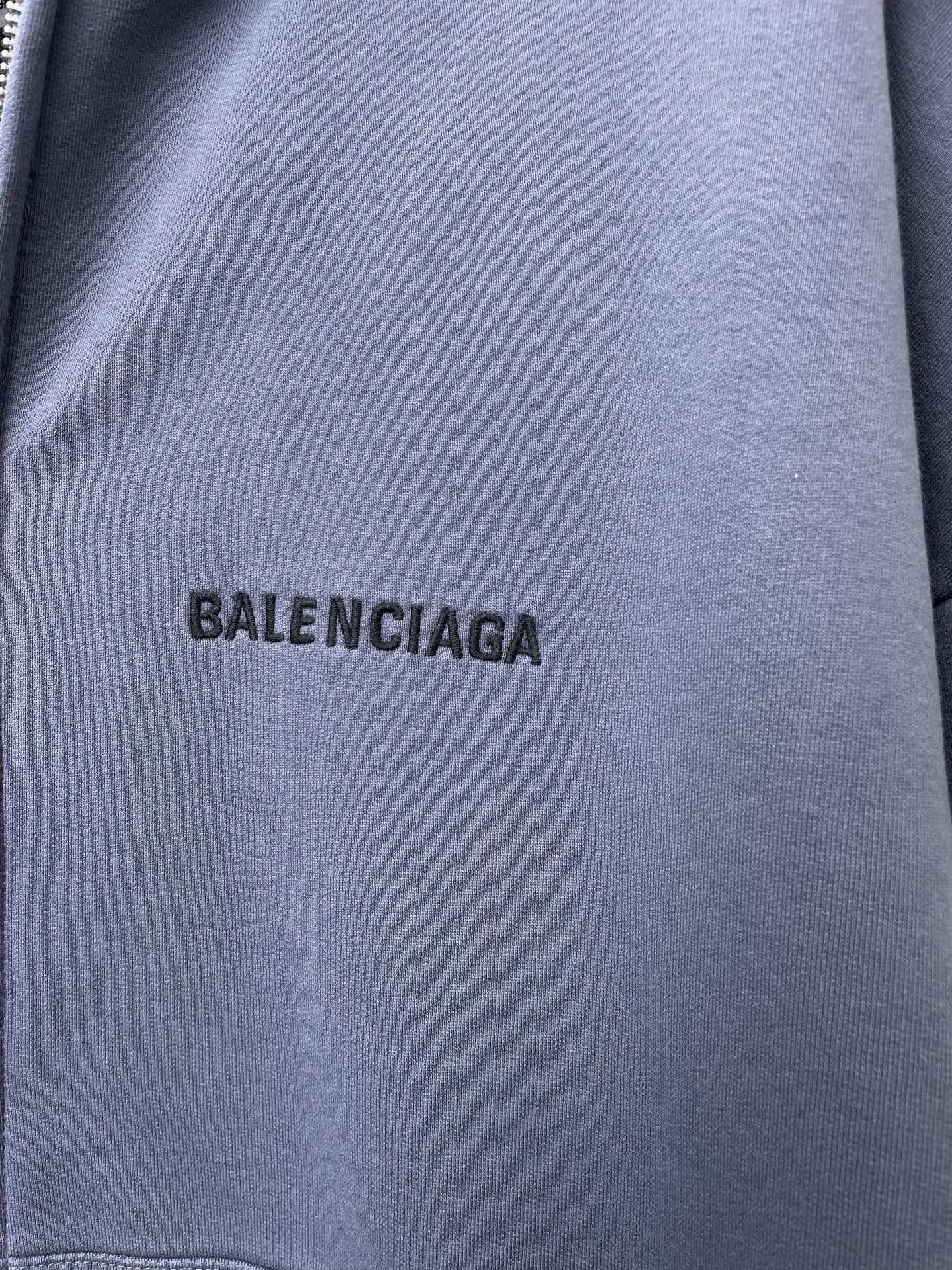 。Balenciaga巴黎世家💥独家专供最新时尚连帽拉链卫衣 字母刺绣拉链卫衣 经典设计感与颜值爆棚的外