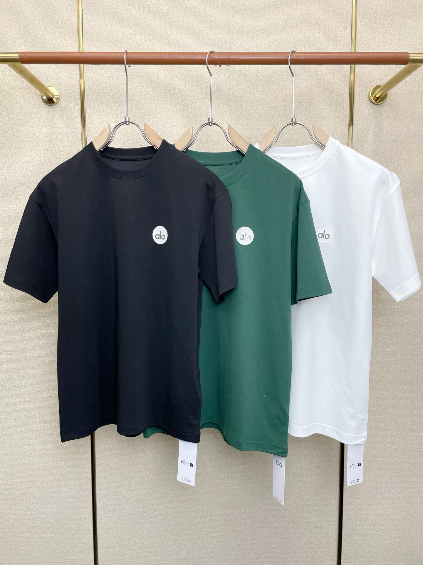 。ALO YOGA💥砸锅卖铁都要上的新款新款原单男士休闲短袖 高端定制 高端版本 时尚百搭爆款⚠️⚠️✨
