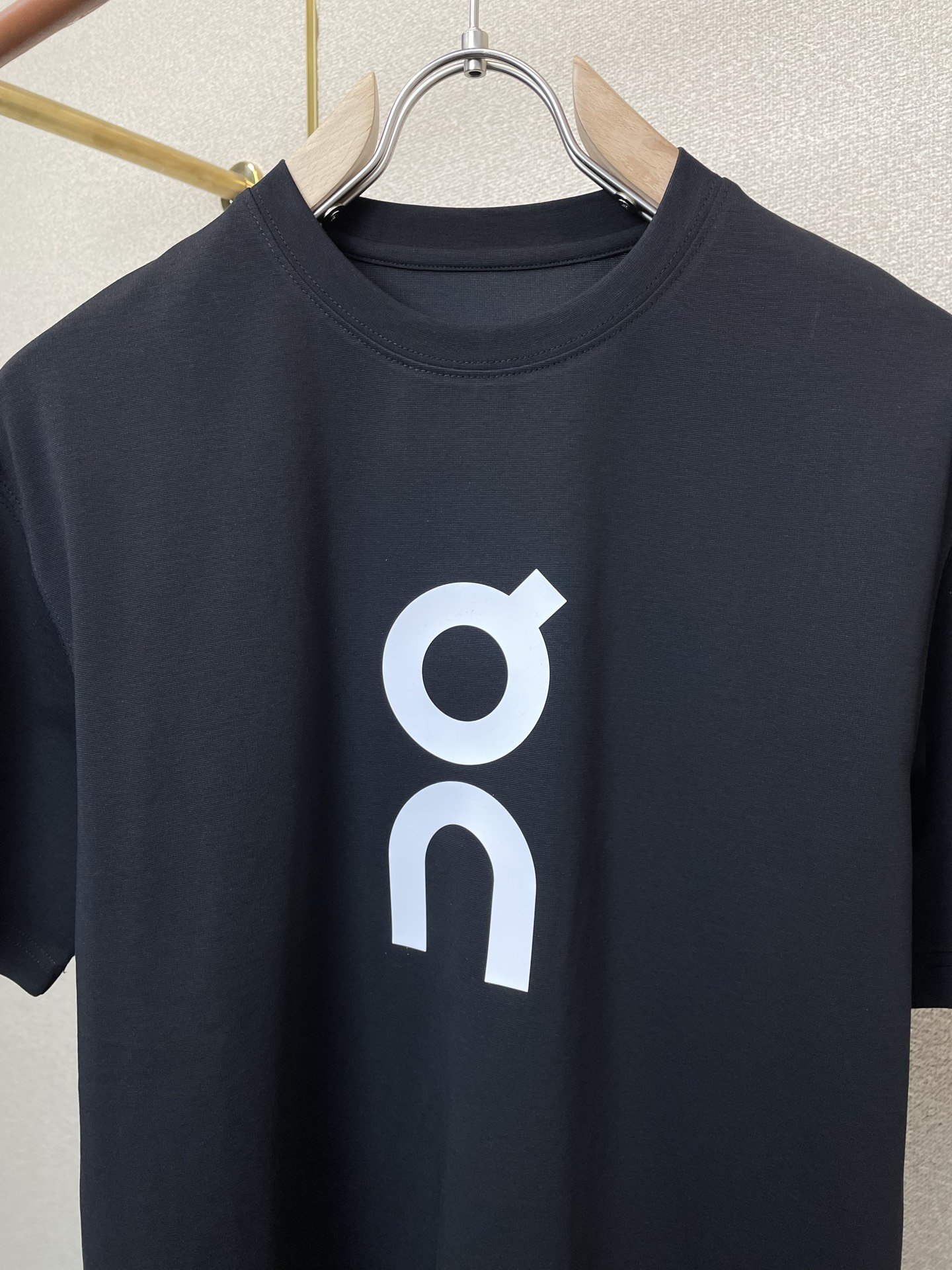 。LOEWE罗意威💥砸锅卖铁都要上的新款新款原单男士休闲短袖 高端定制 高端版本 时尚百搭爆款⚠️⚠️✨