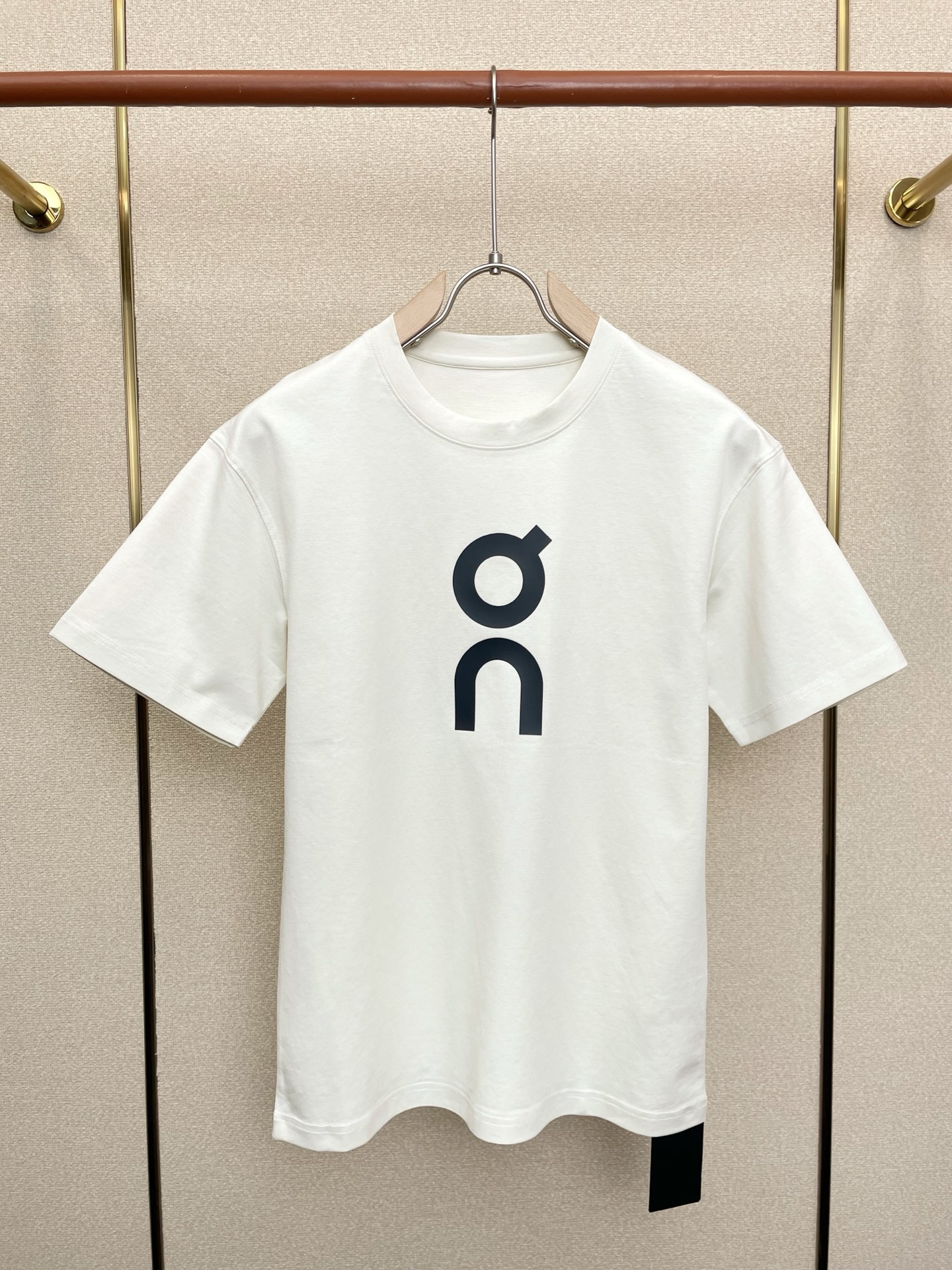 。LOEWE罗意威💥砸锅卖铁都要上的新款新款原单男士休闲短袖 高端定制 高端版本 时尚百搭爆款⚠️⚠️✨