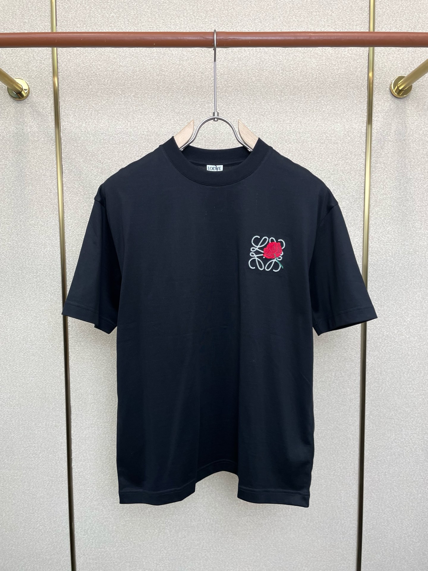 。LOEWE罗意威💥砸锅卖铁都要上的新款新款原单男士休闲短袖 高端定制 高端版本 时尚百搭爆款⚠️⚠️✨