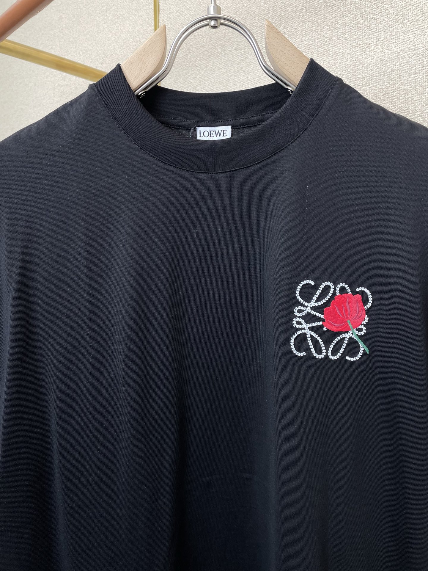 。LOEWE罗意威💥砸锅卖铁都要上的新款新款原单男士休闲短袖 高端定制 高端版本 时尚百搭爆款⚠️⚠️✨