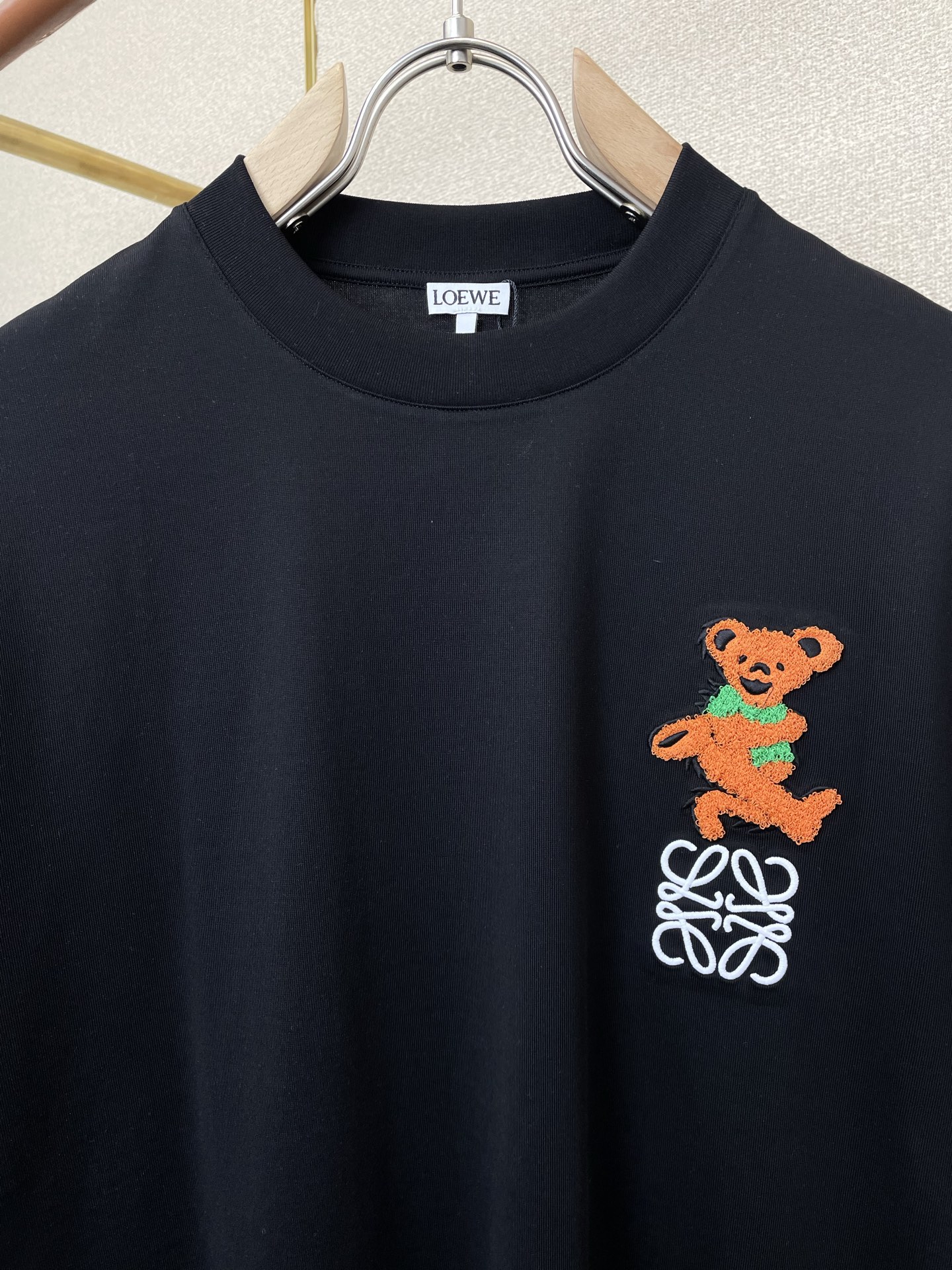 。LOEWE罗意威💥砸锅卖铁都要上的新款新款原单男士休闲短袖 高端定制 高端版本 时尚百搭爆款⚠️⚠️✨