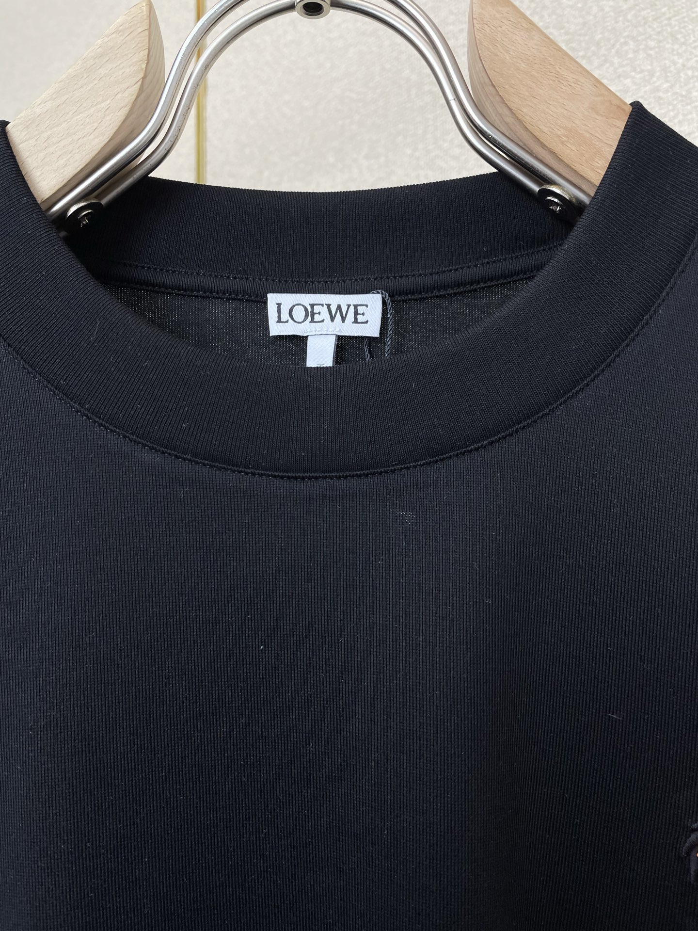 。LOEWE罗意威💥砸锅卖铁都要上的新款新款原单男士休闲短袖 高端定制 高端版本 时尚百搭爆款⚠️⚠️✨