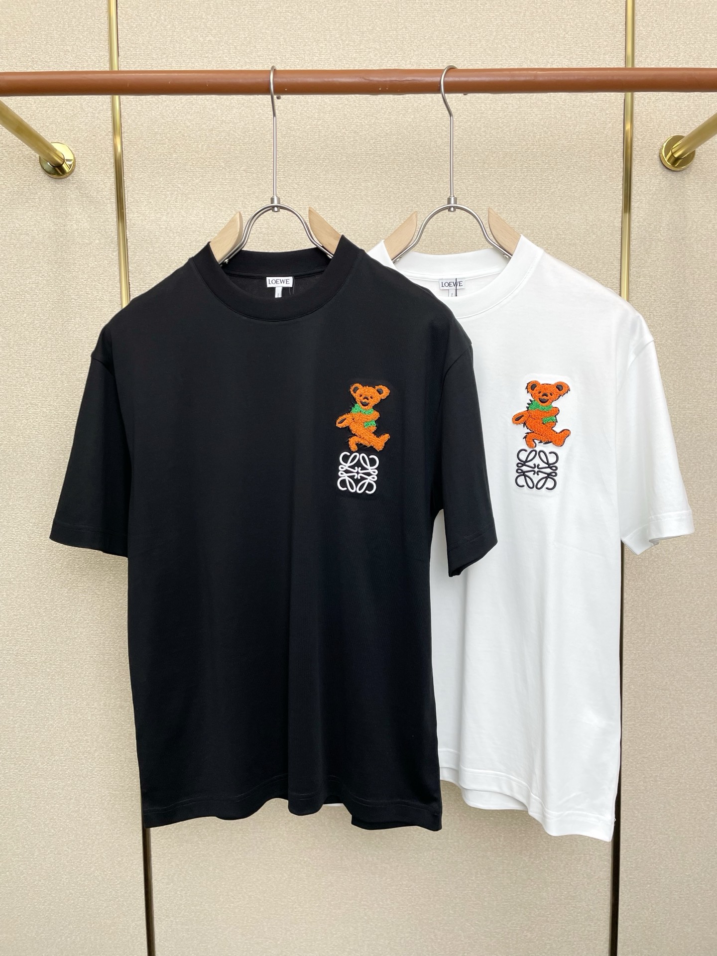 支持跨年售后！。LOEWE罗意威💥独家专供新款原单男士休闲短袖 高端定制 高端版本 时尚百搭爆款⚠️⚠️