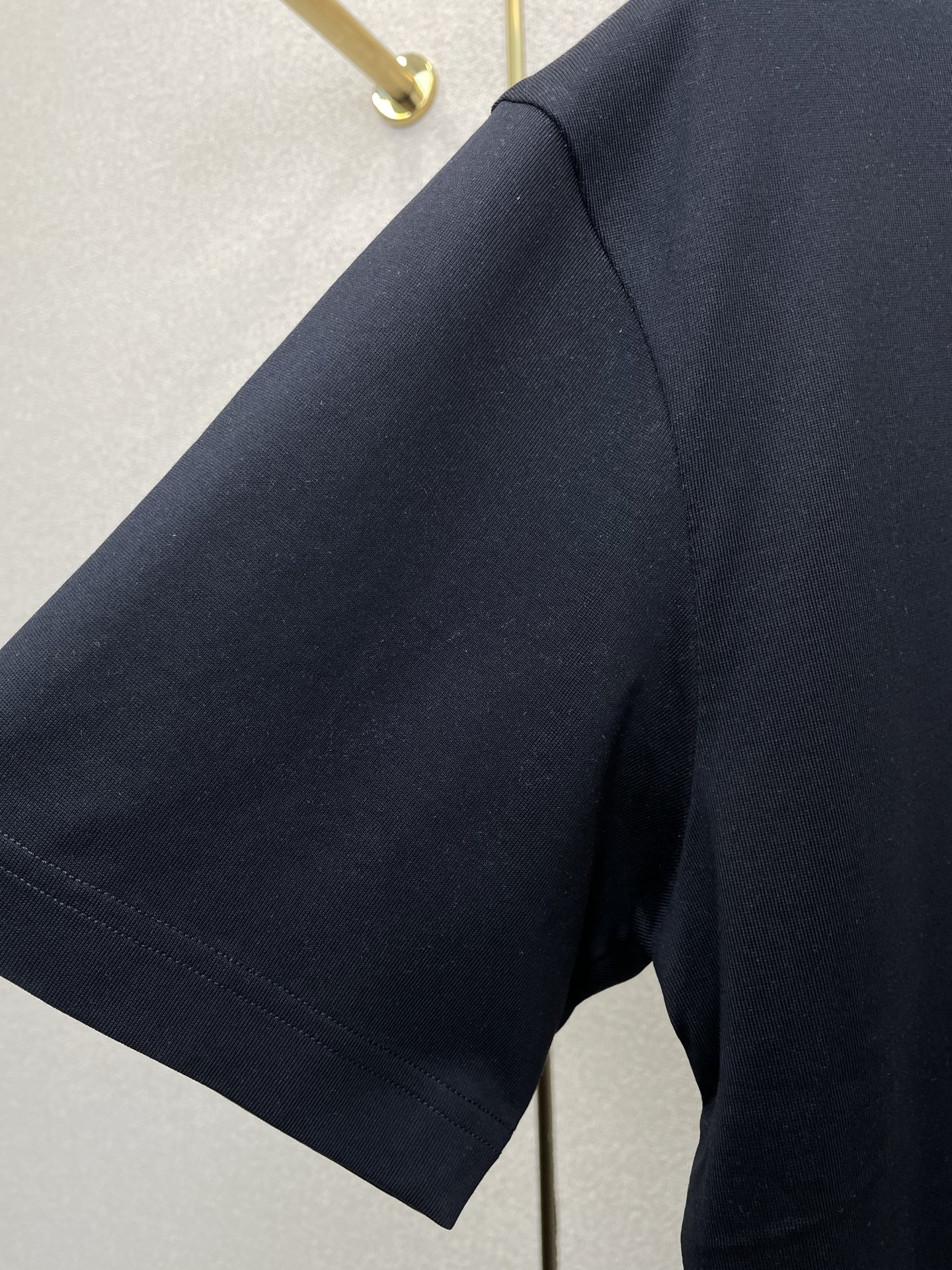 。LOEWE罗意威💥砸锅卖铁都要上的新款新款原单男士休闲短袖 高端定制 高端版本 时尚百搭爆款⚠️⚠️✨