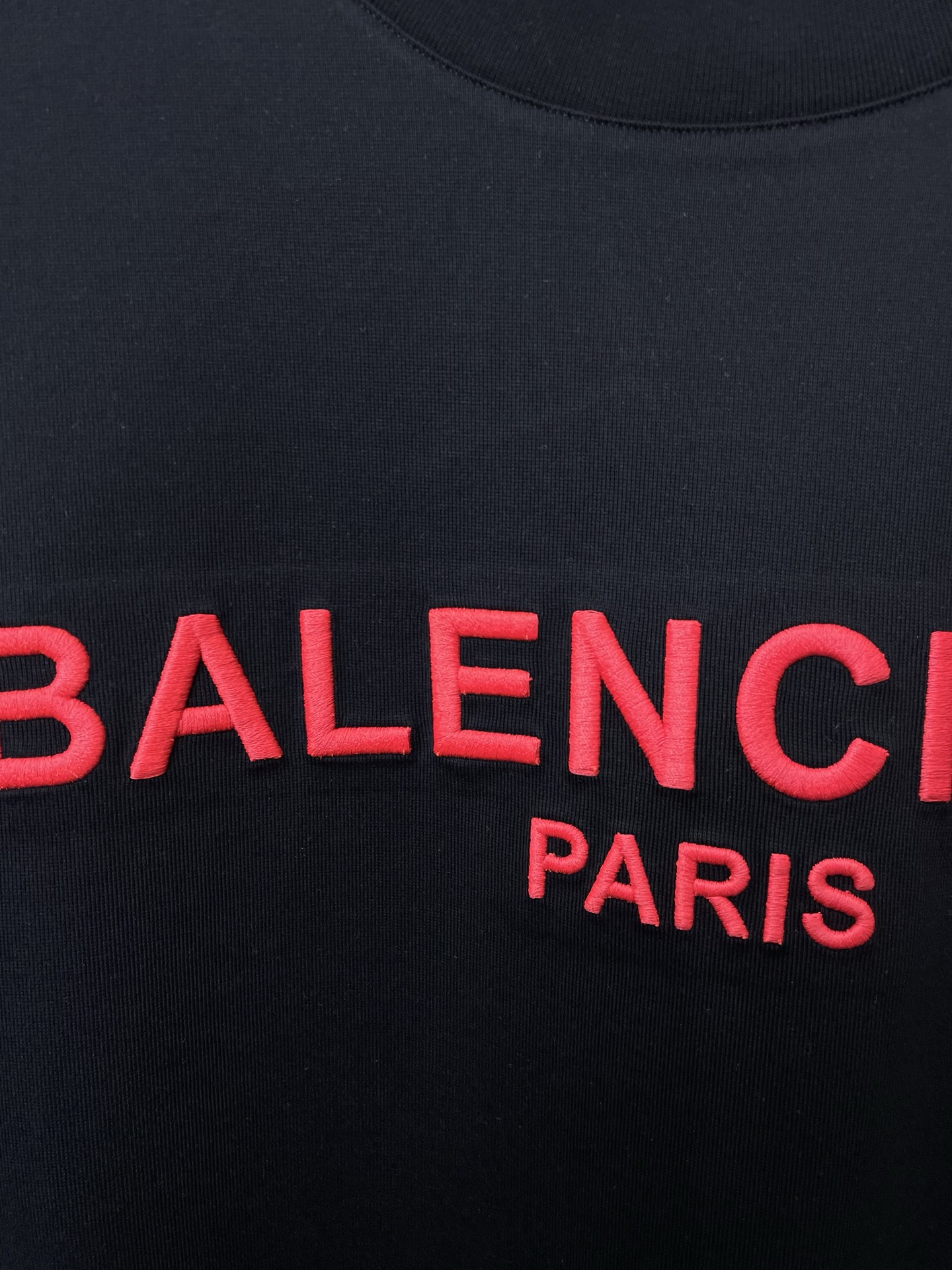 。BALENCIAGA巴黎世家💥砸锅卖铁都要上的新款新款原单男士休闲短袖 高端定制 高端版本 时尚百搭爆