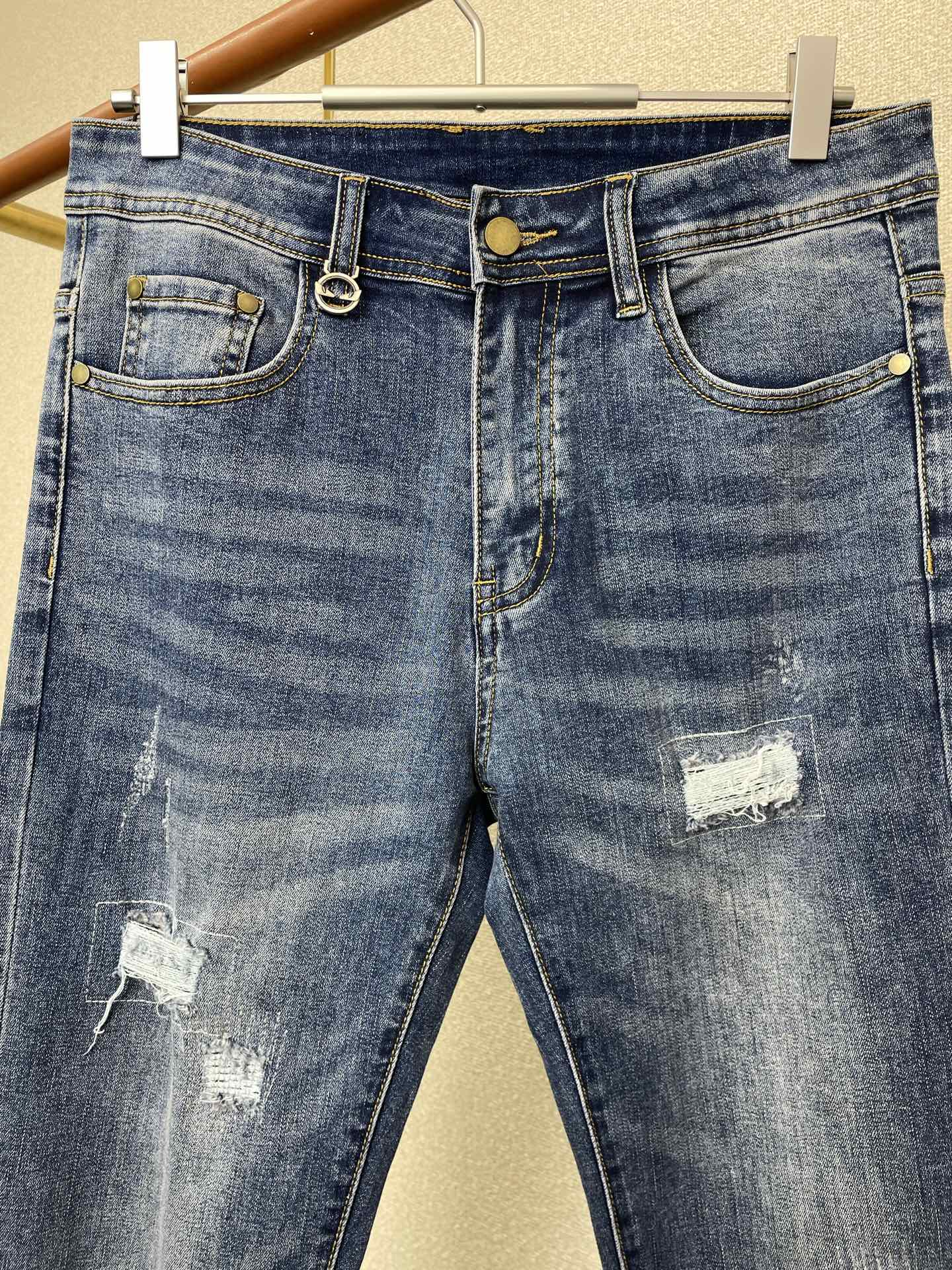 支持跨年售后！。FENDI芬迪💥独家专供新款休闲牛仔裤👖高端版本！专柜定制面料 透气舒适度高，细节无可挑